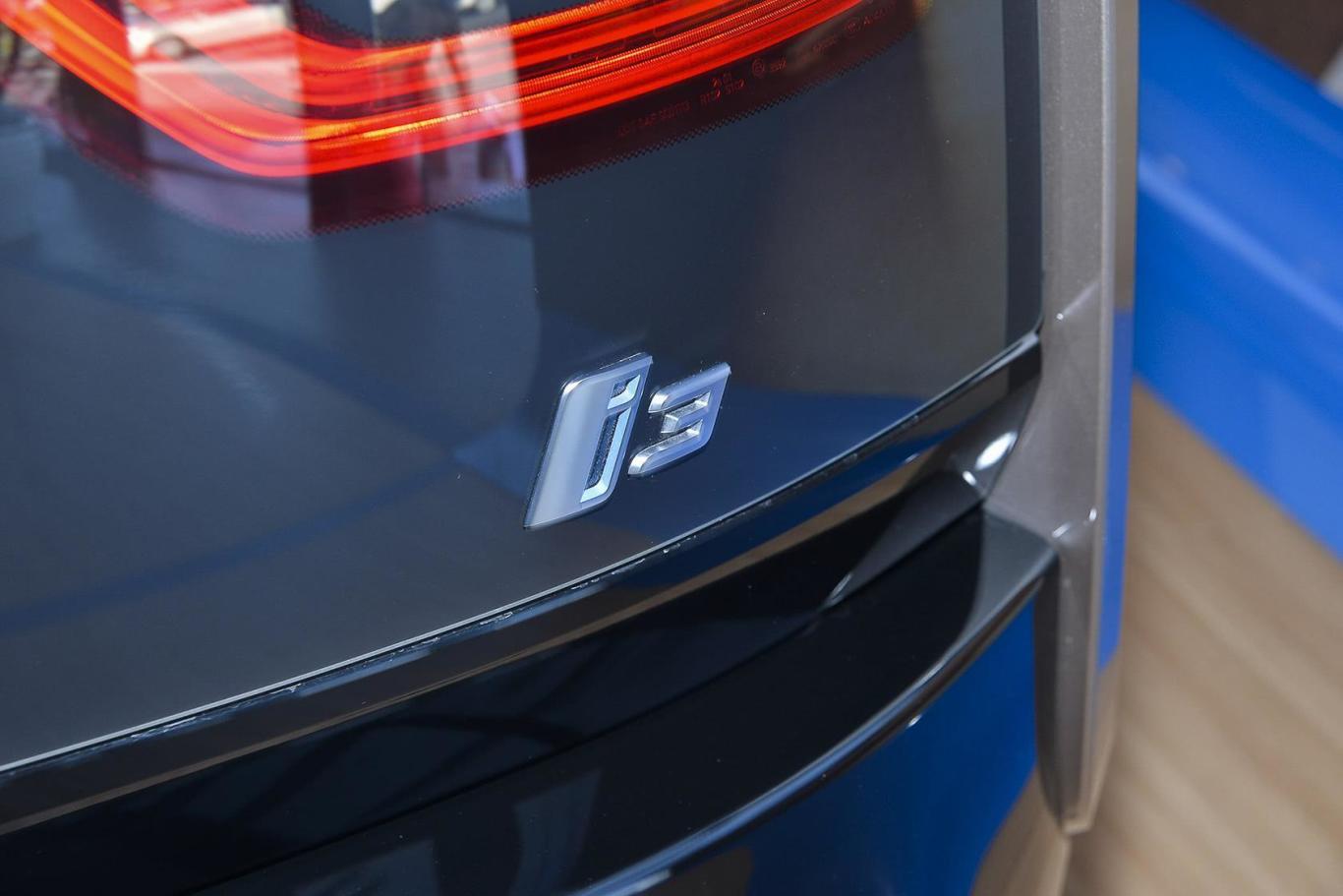 时尚型尾标图片-汽车图片大全】-易车