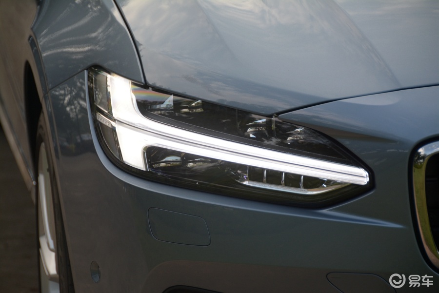 沃尔沃s90 大灯图