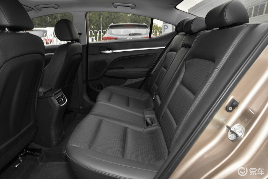 北京现代  领动 2016款  2016款  1.6l 手自一体 智炫·旗舰型  1.