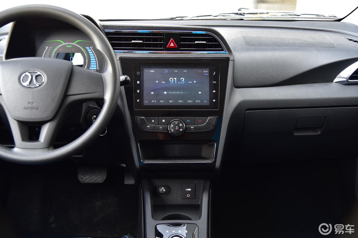 【北汽新能源ec2017款ec180 灵秀版内饰汽车图片-汽车图片大全】-易车