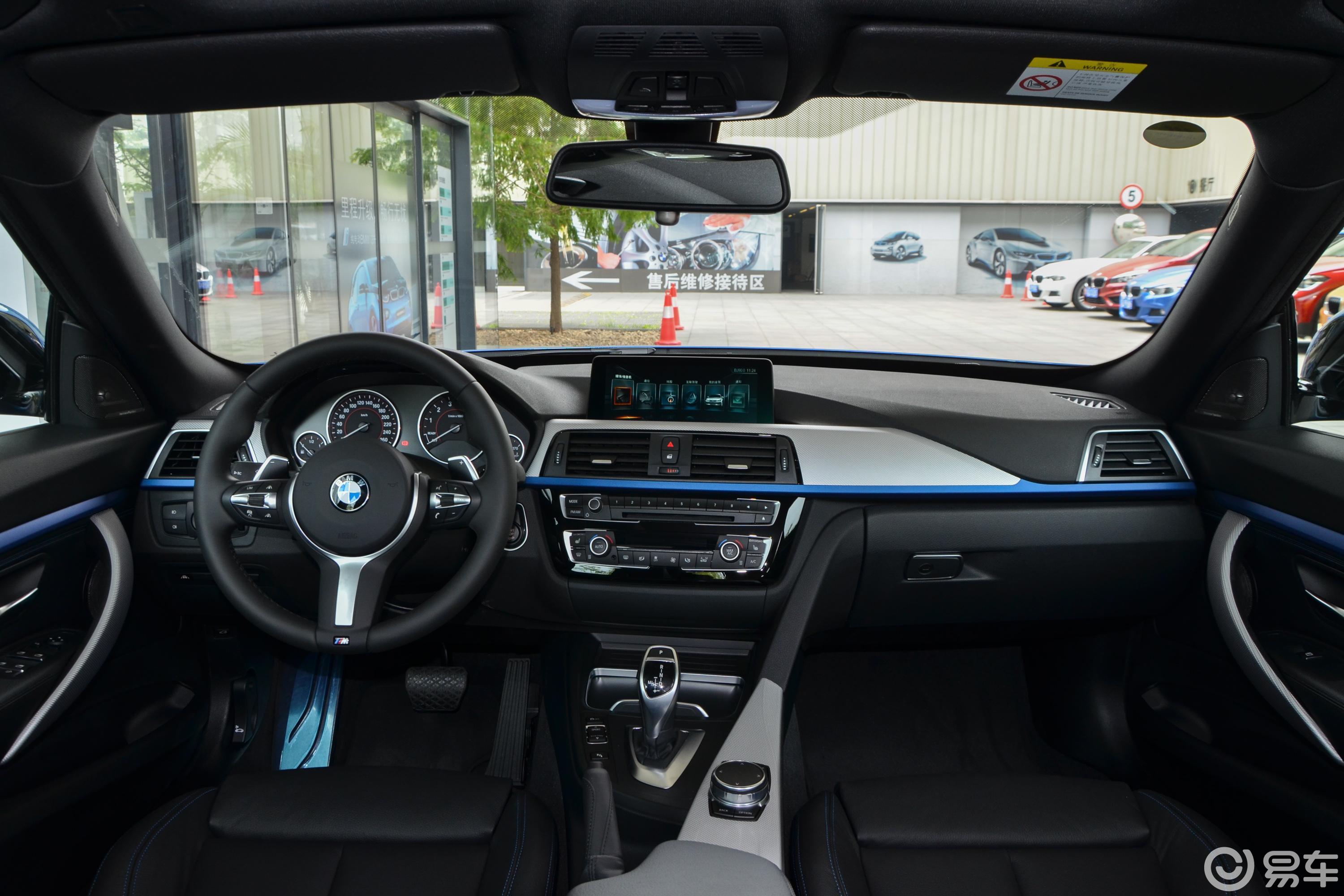 【宝马3系gt2017款330i xdrive m运动版内饰全景正拍汽车图片-汽车