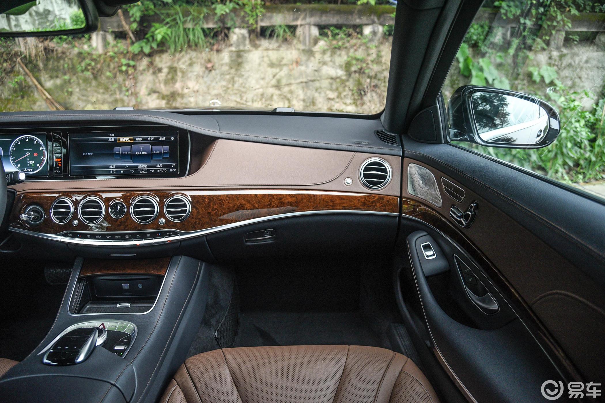 【奔驰s级2017款s 320 l 豪华版副驾驶位区域汽车图片-汽车图片大全】