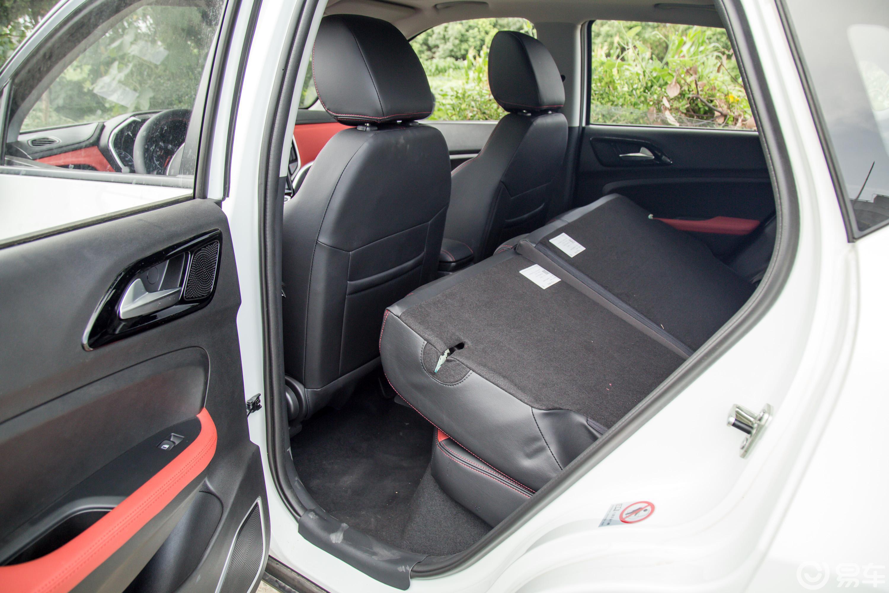 【中华v32017款1.5l 手动 智能版空间汽车图片-汽车图片大全】-易车