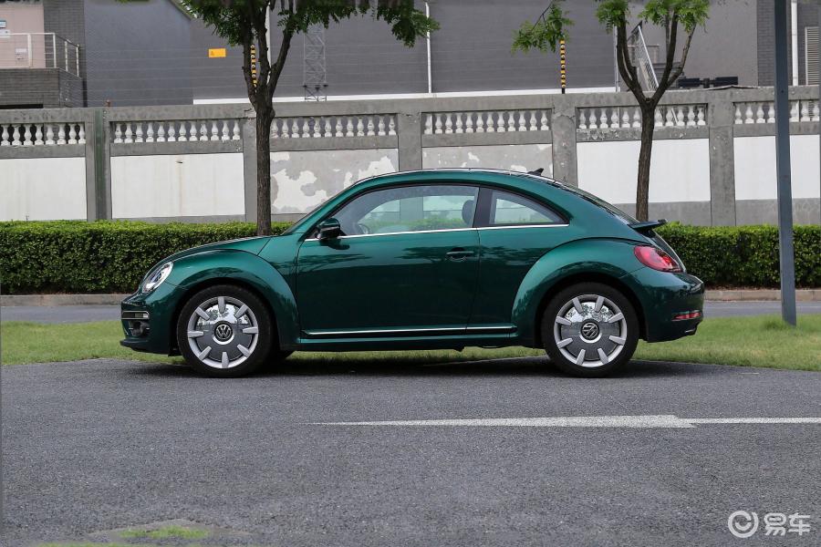 【甲壳虫2017款180tsi 翡冷翠经典版正侧(车头向左)汽车图片-汽车图片