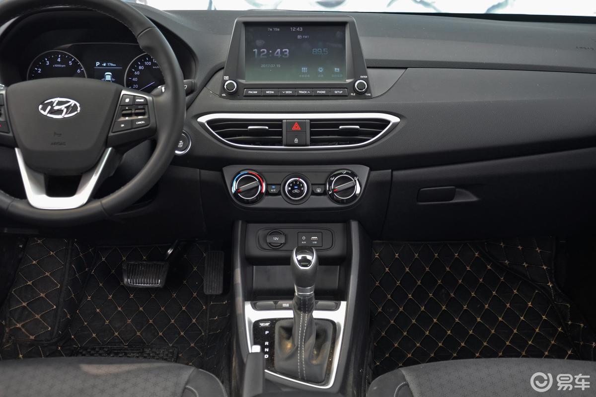 6l 手自一体 悦值版侧前45度车头向右水平汽车图片-汽车图片大全】