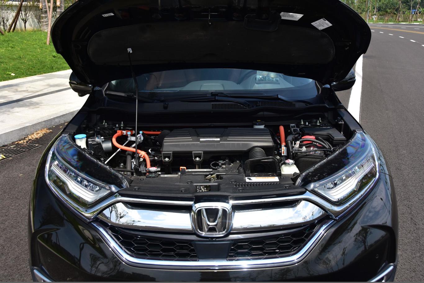 本田cr-v2.0l 两驱 净致版发动机舱整体