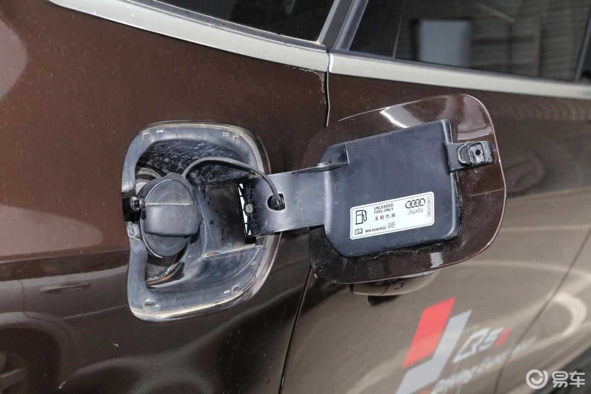 【奥迪q52017款40tfsi 舒适版油箱盖汽车图片-汽车图片大全】-易车