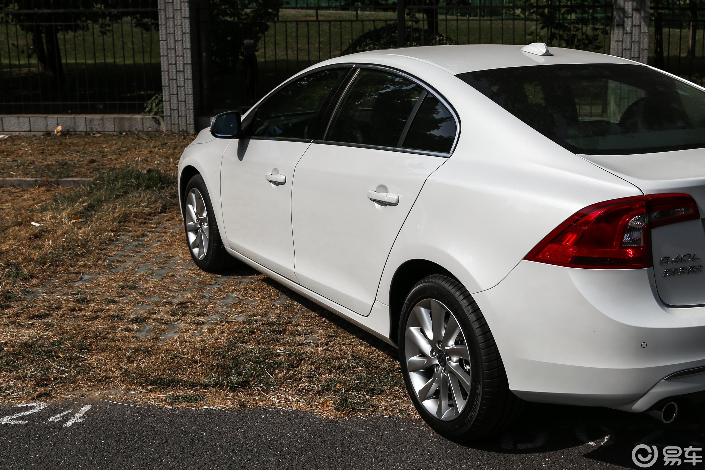 【沃尔沃s602018款s60l t4 智远版外观汽车图片-汽车图片大全】-易车