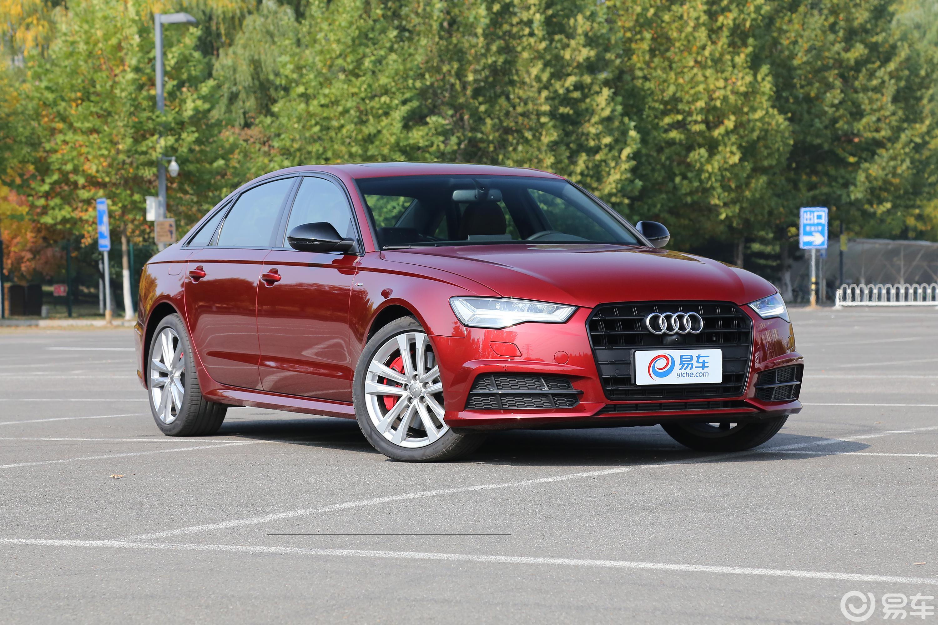 【奥迪a6l2018款30周年纪念版 35 tfsi 运动版侧前45度车头向右水平