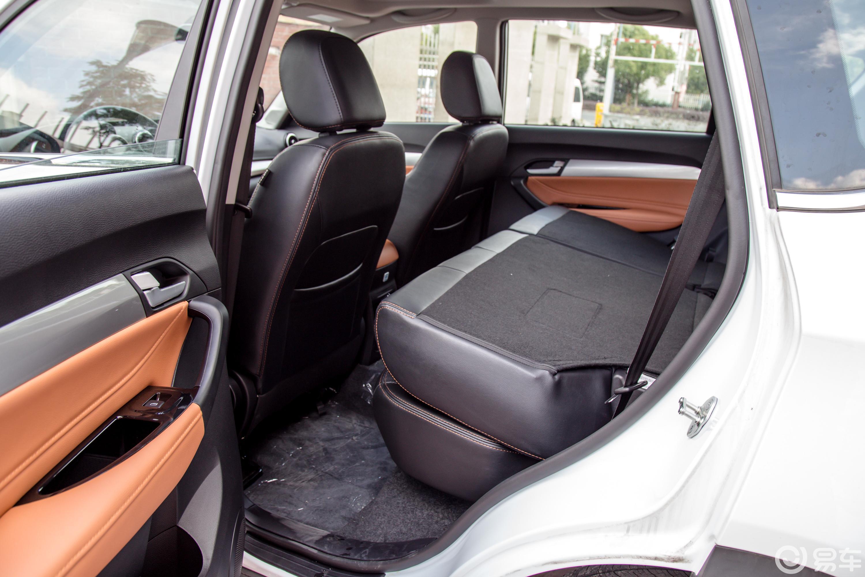 【凯翼x32017款1.6l cvt 旗舰版空间汽车图片-汽车图片大全】-易车