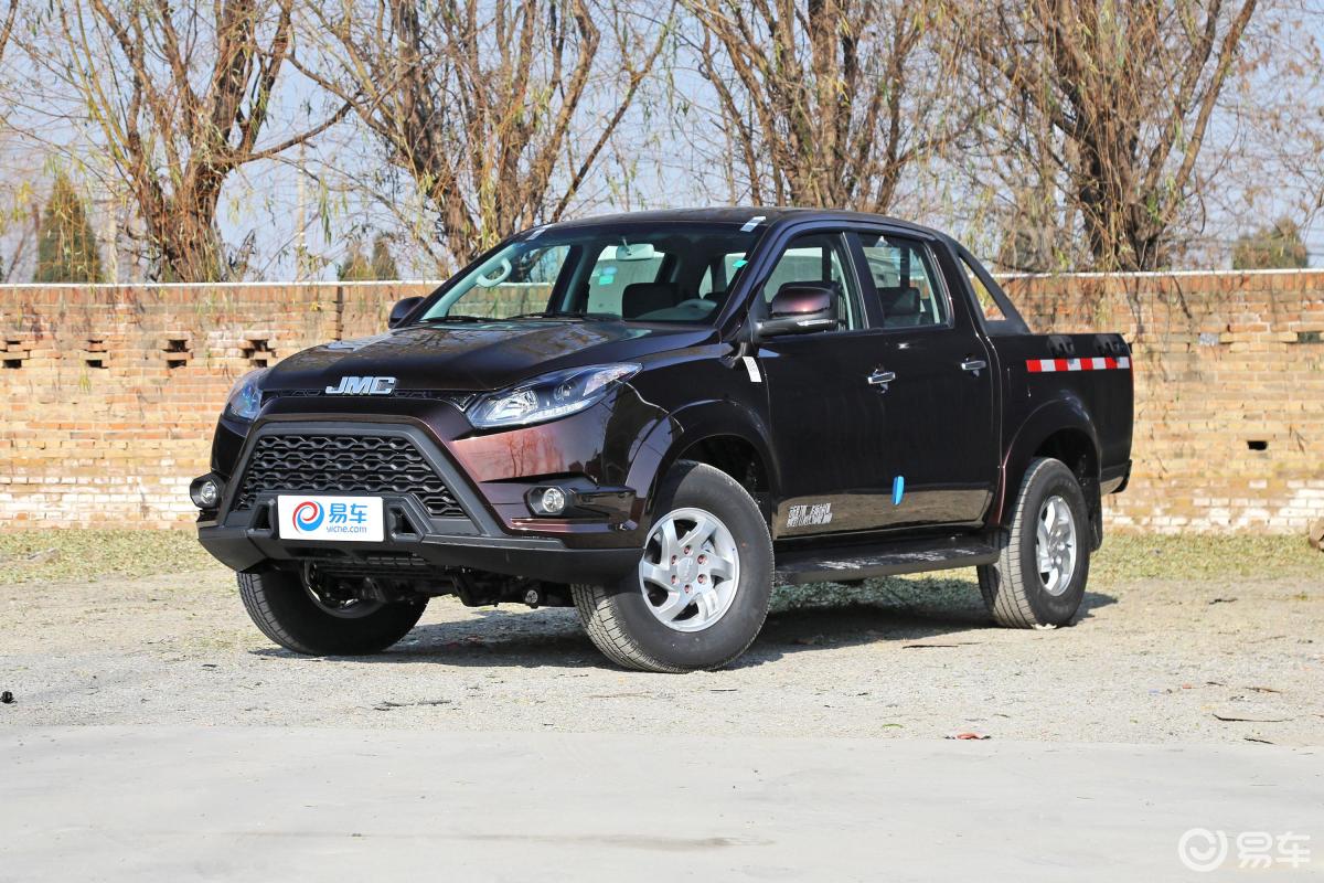 江铃汽车  域虎5  2017款  2017款  2.4t 手动 两驱 豪华版 柴油  2.