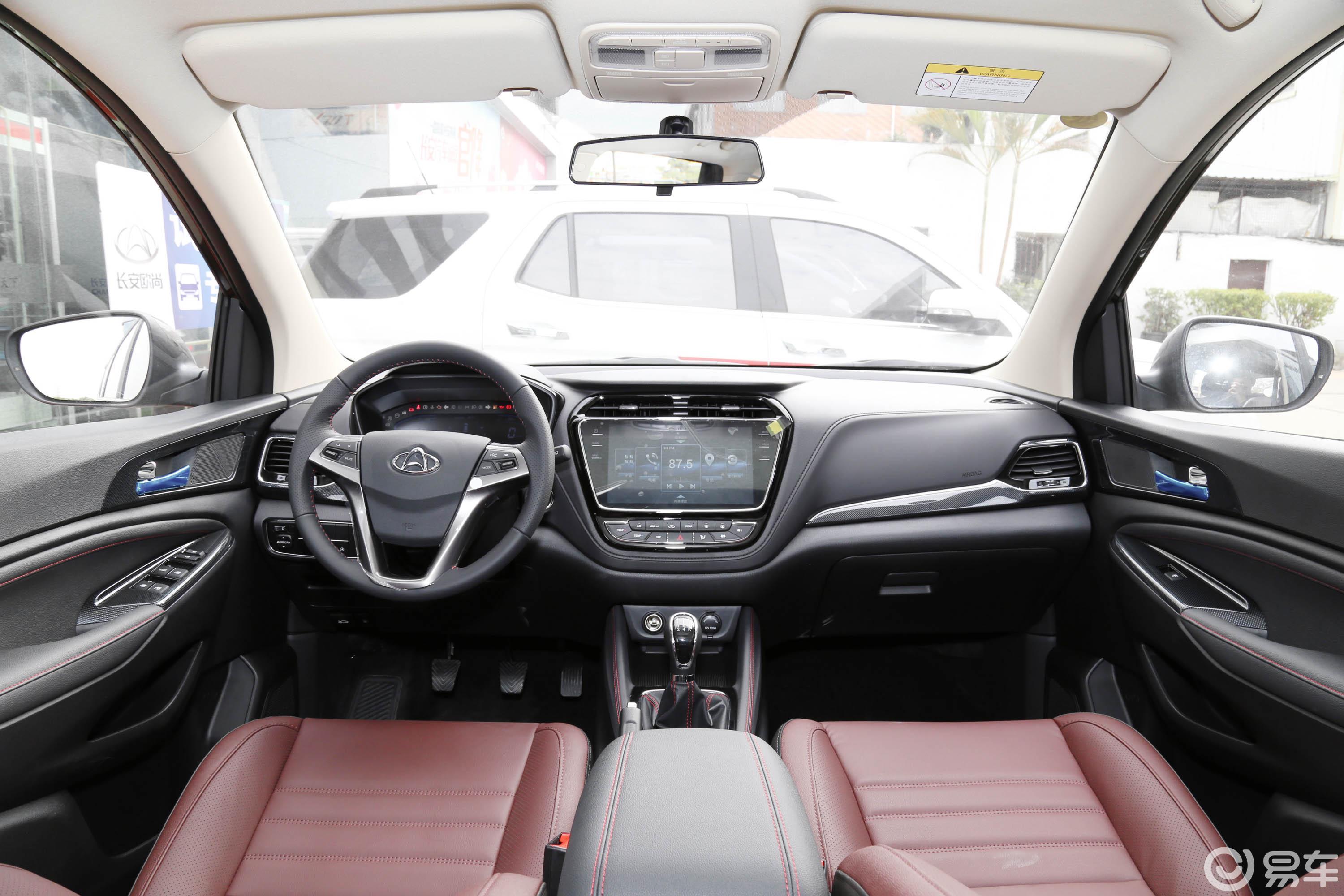 【长安欧尚a8002017款1.