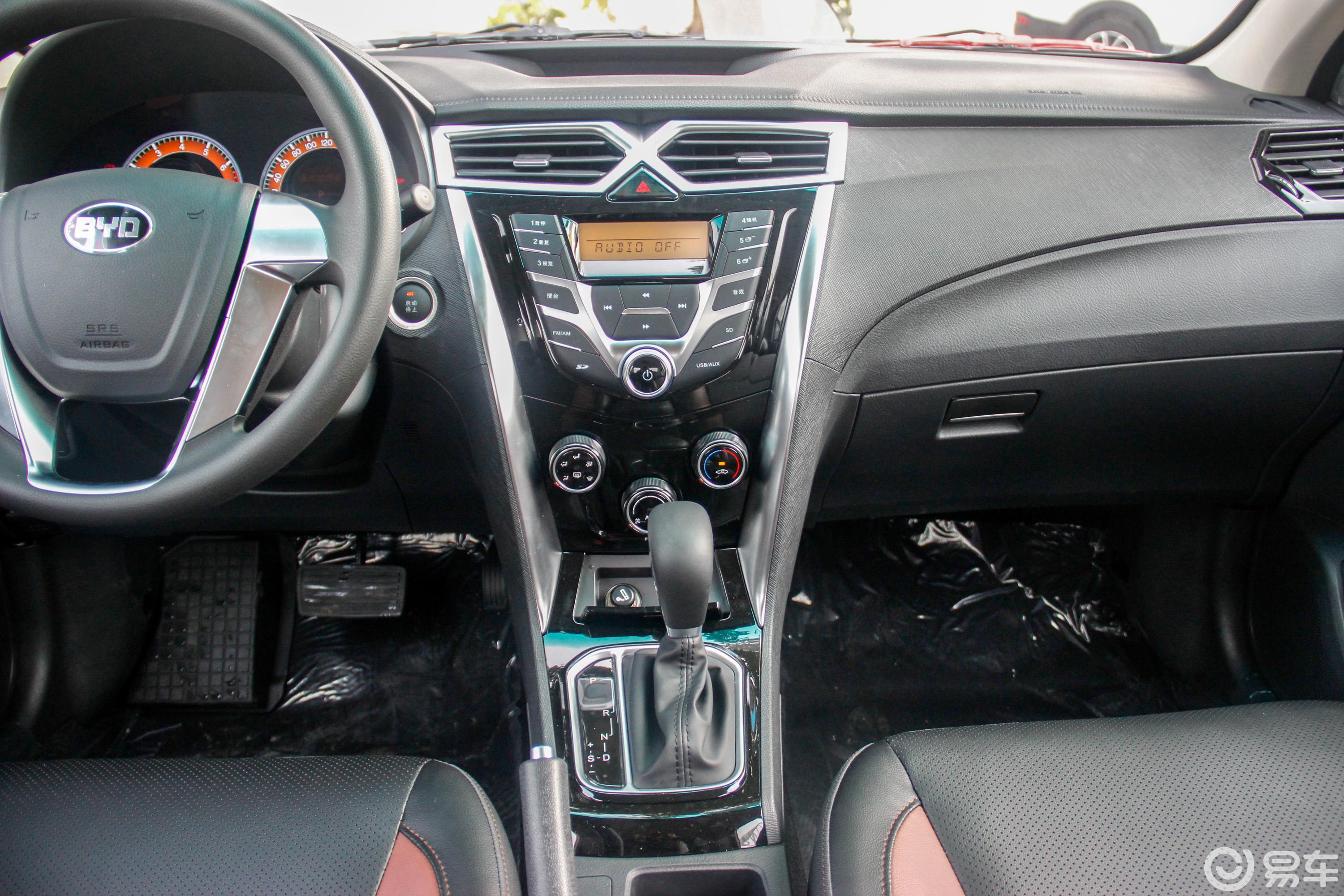 【比亚迪f32017款1.5l 双离合 豪华版中控台整体汽车图片-汽车图片大
