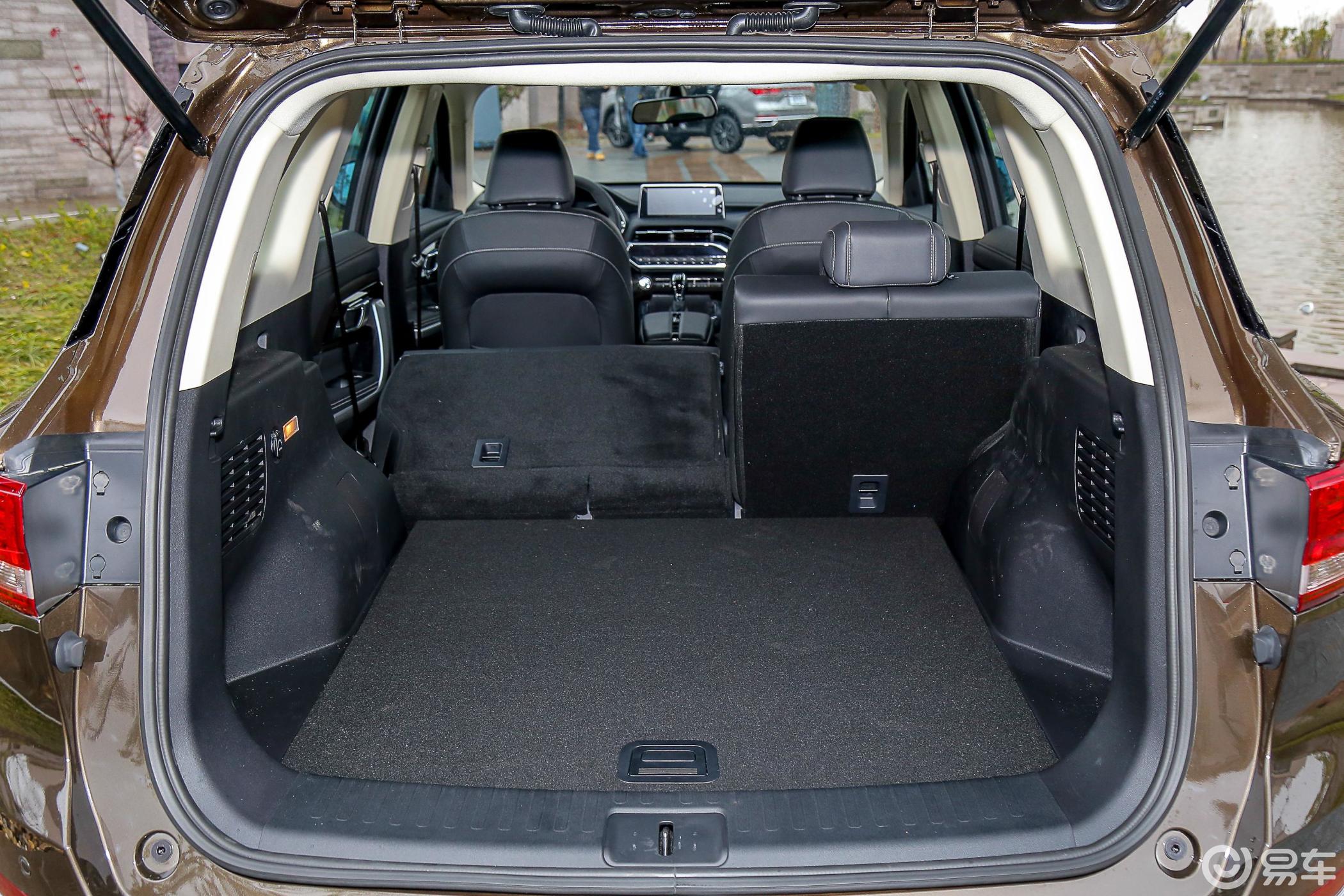 【众泰t5002018款1.5t 手动 尊享版空间汽车图片-汽车图片大全】-易车