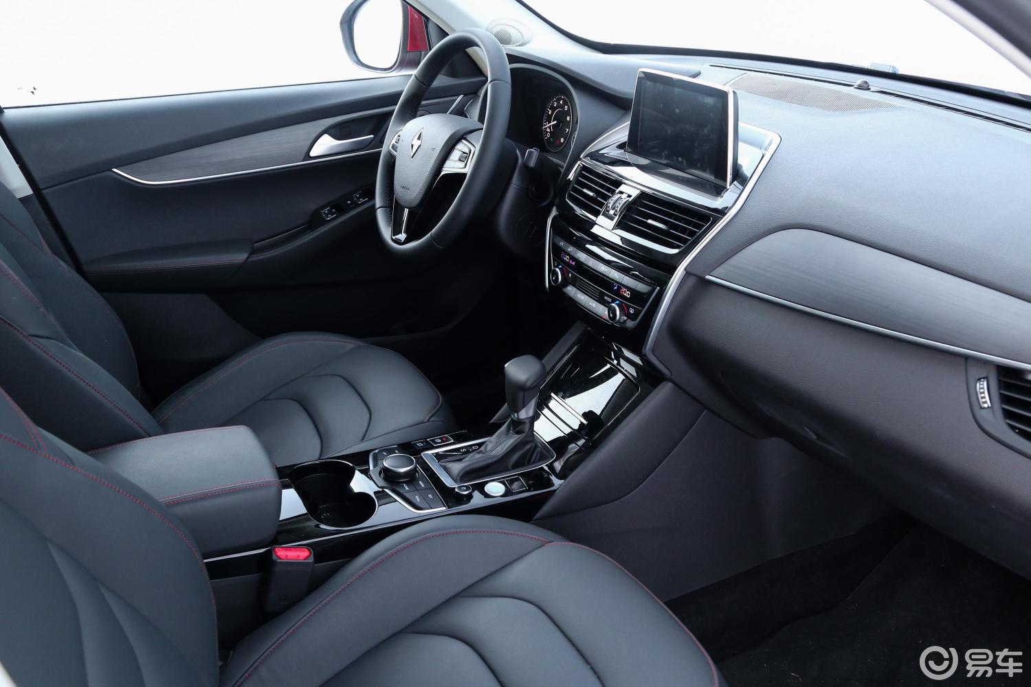 【宝沃bx52018款25t 四驱 风尚版内饰全景副驾驶员方向汽车图片-汽车