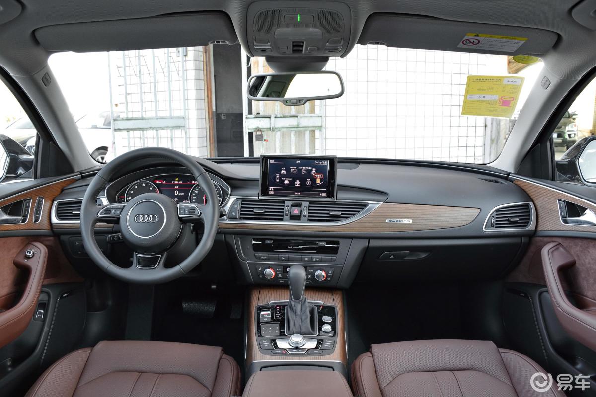 【奥迪a6l2018款30周年纪念版 45 tfsi quattro 豪华版内饰全景正拍