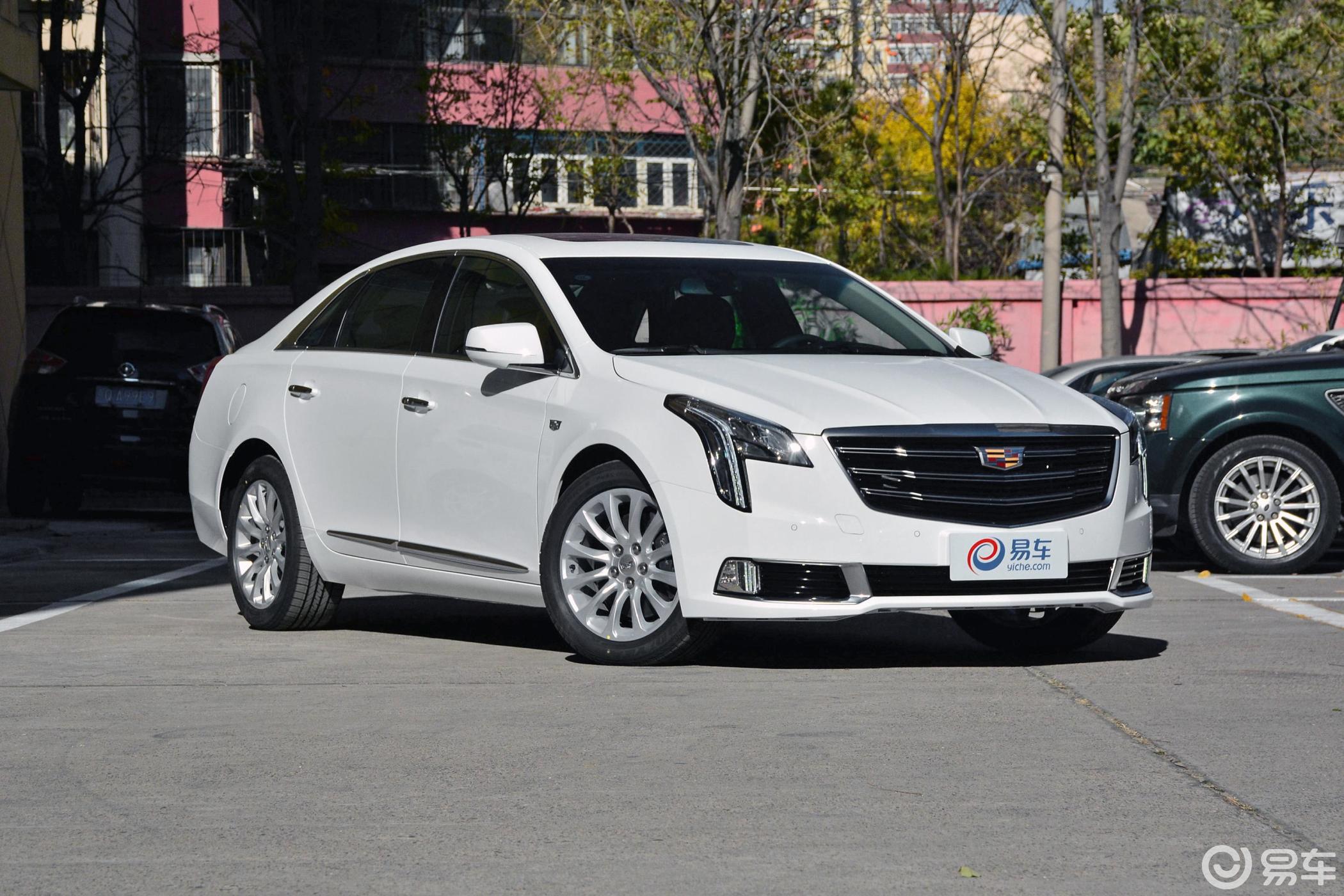 【凯迪拉克xts2018款28t 精英版侧前45度车头向右水平汽车图片-汽车