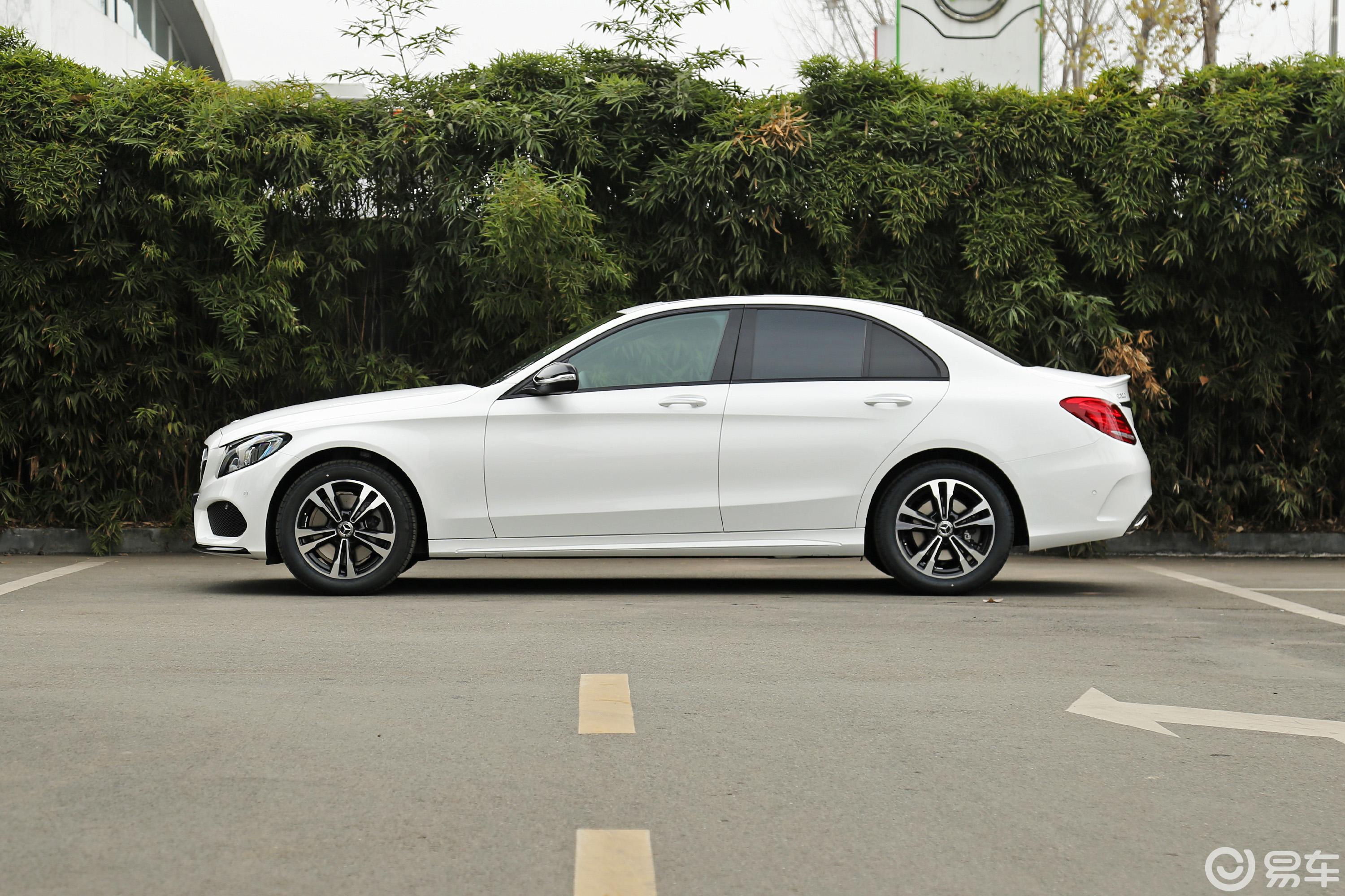 【奔驰c级2018款c 200 运动版正侧车头向左水平汽车图片-汽车图片大全