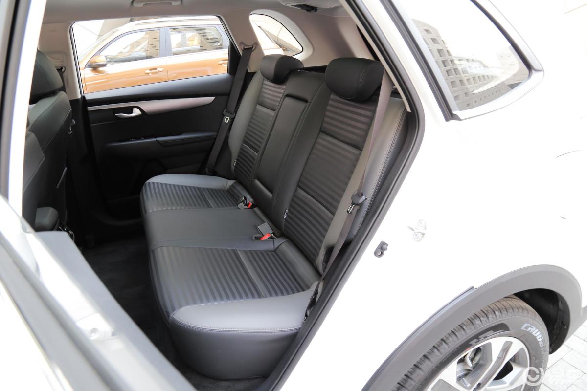 东风悦达起亚  智跑 2018款 2018款  2016款  2015款  2014款  2012款