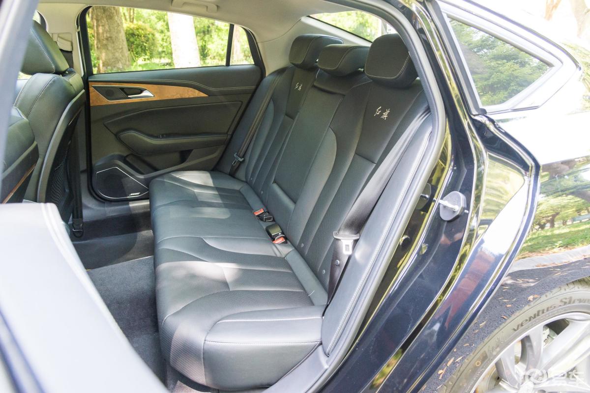 8t 智联御动版后排座椅汽车图片-汽车图片大全】-易车