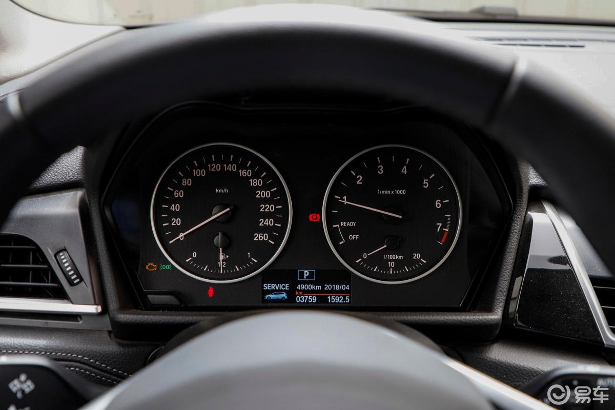 【宝马2系旅行车2016款218i 领先版仪表盘汽车图片-汽车图片大全】