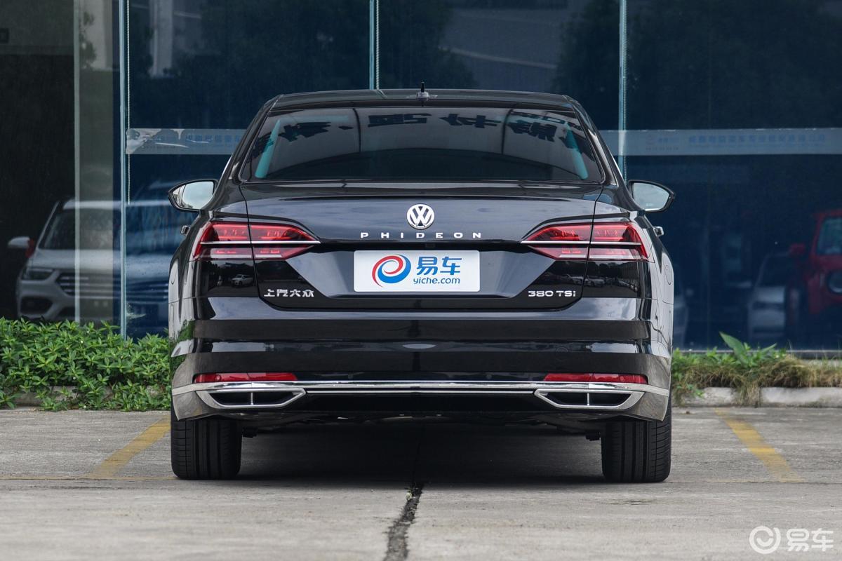 【辉昂2018款改款 380tsi 两驱 旗舰版侧前45度车头向右水平汽车图片