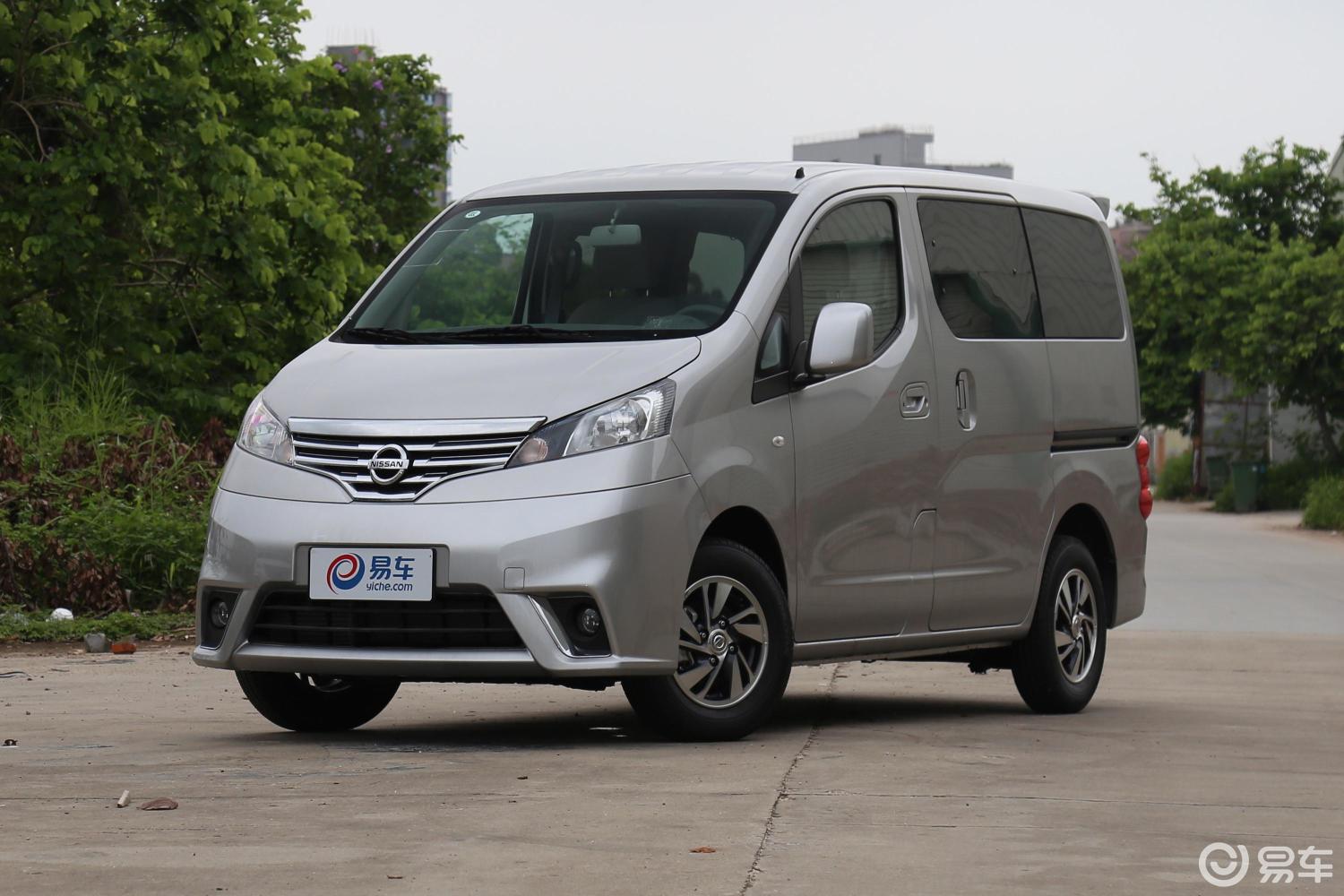 【日产nv2002018款1.