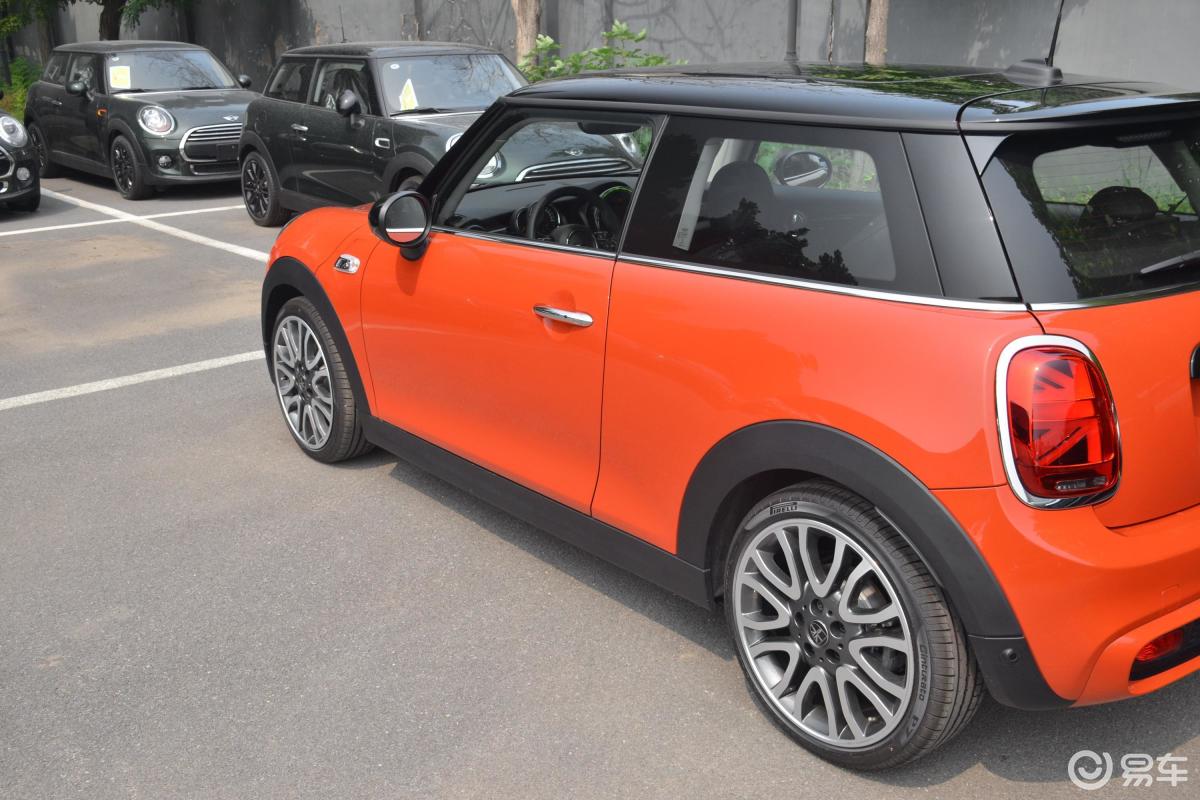 2.0t cooper s 双离合 艺术家 三门版