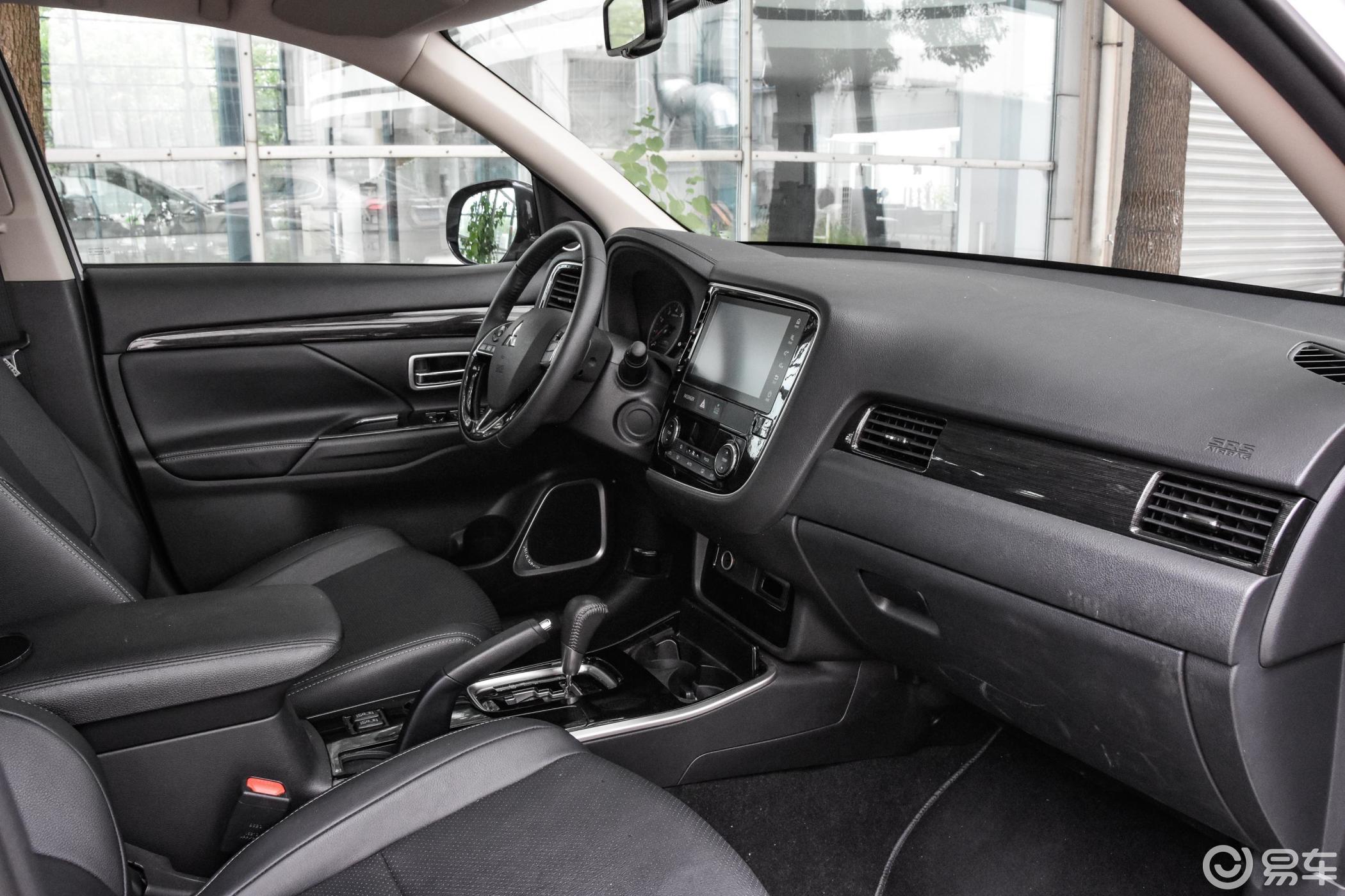 【欧蓝德2018款2.