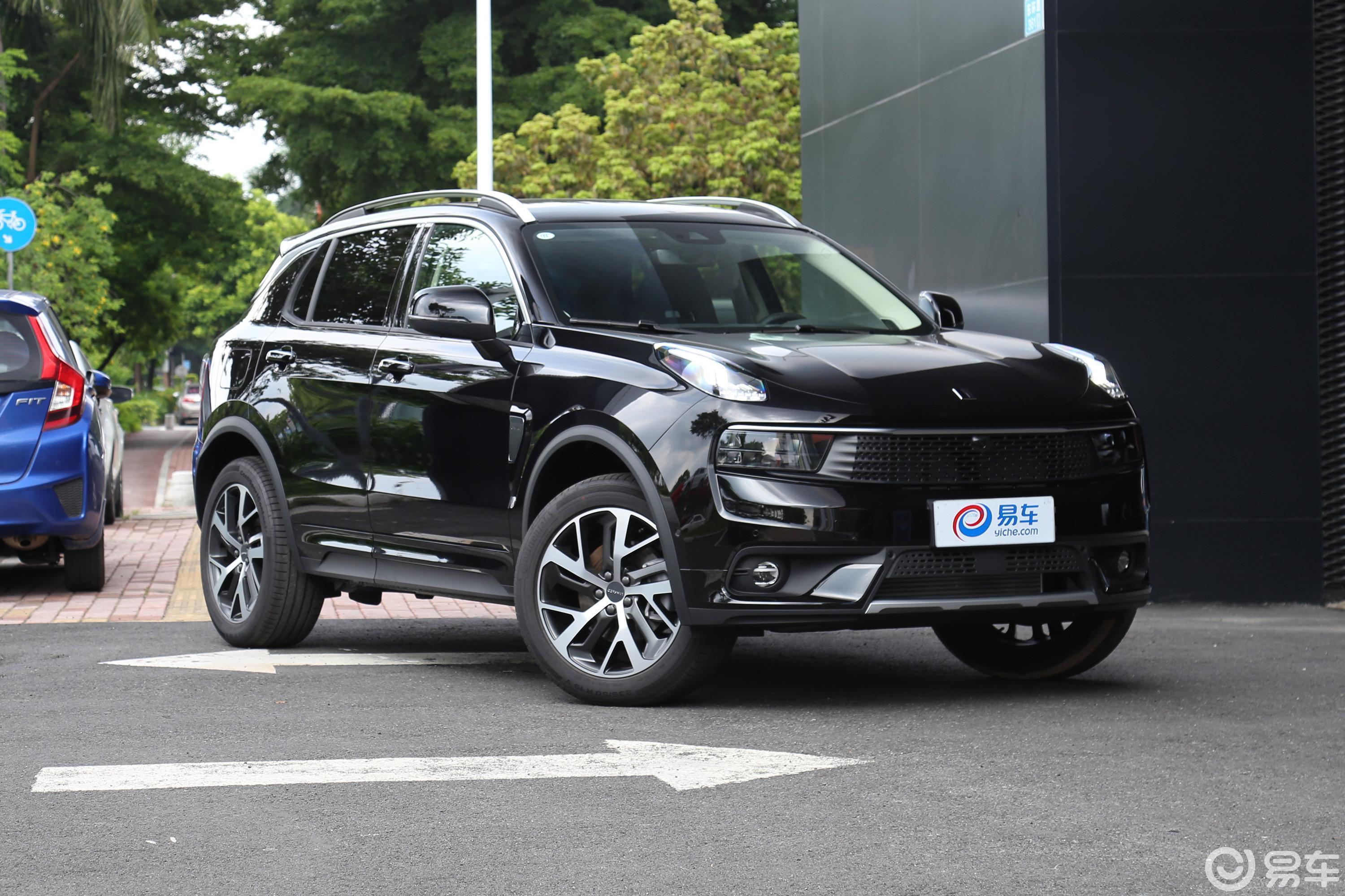 领克 领克01  2018款 2019款  2018款  2.0td 双离合 四驱 劲pro 2.