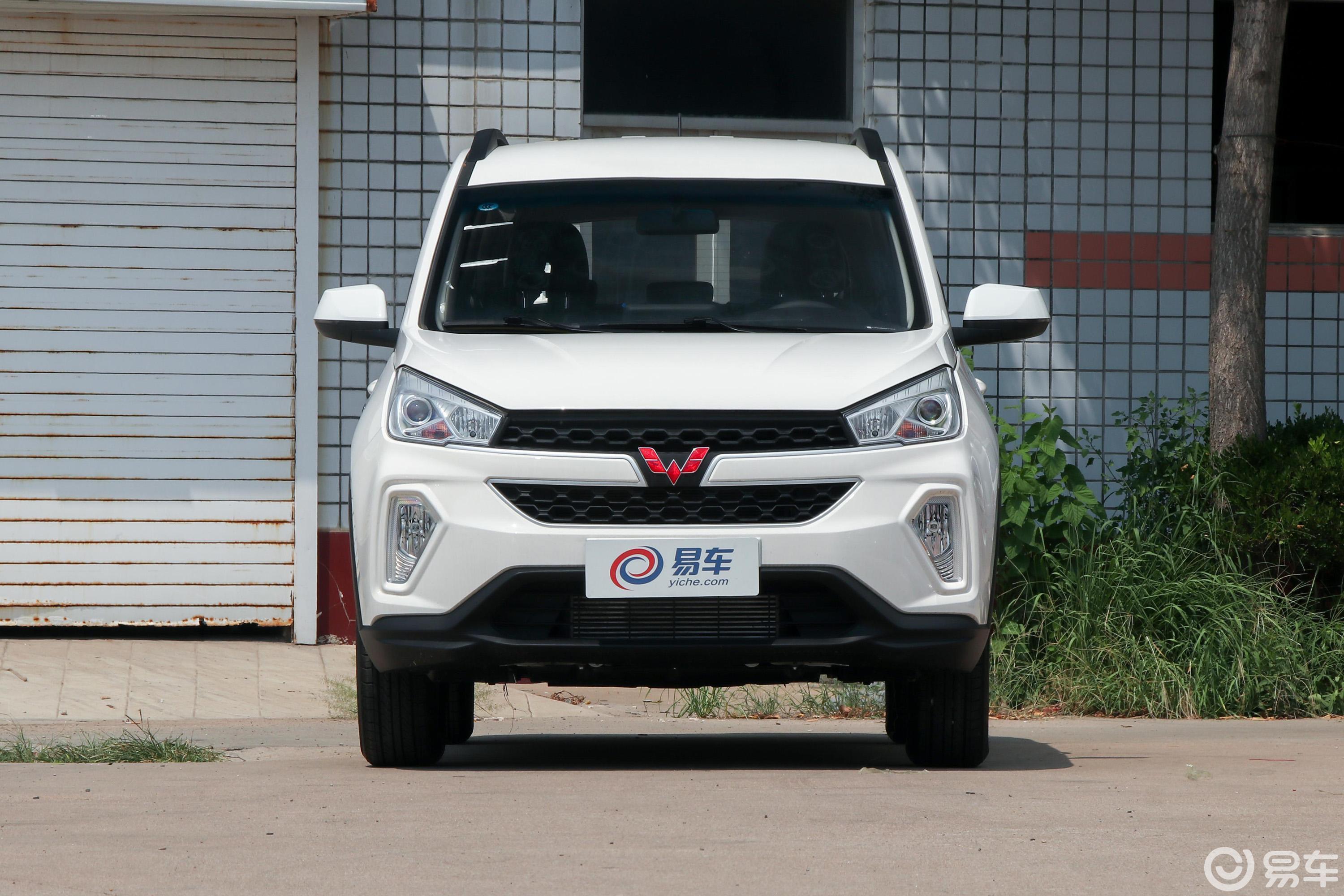 上汽通用五菱  五菱宏光s3  2017款  2020款  2019款  2017款  1.