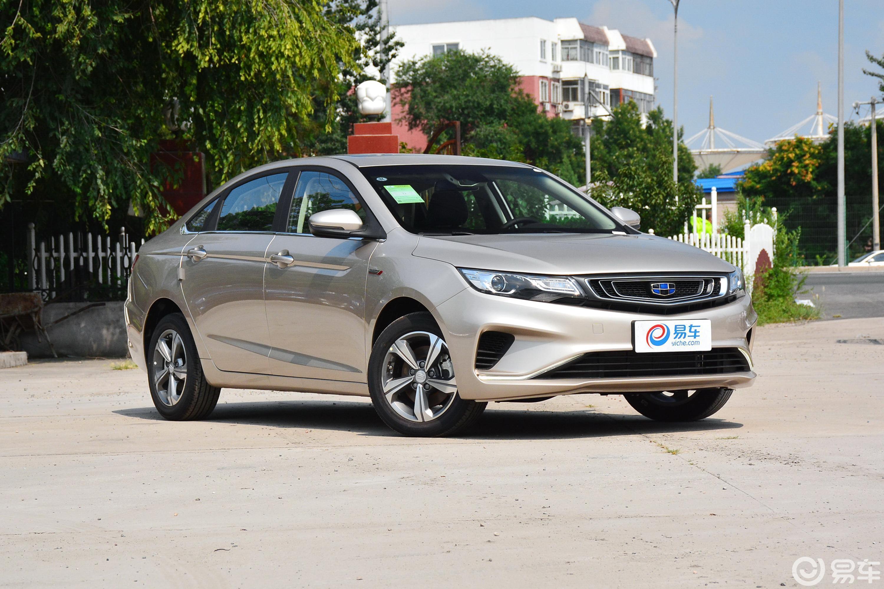 【帝豪gl2018款1.4t 双离合 精英智联版侧前45度车头向右水平汽车图片