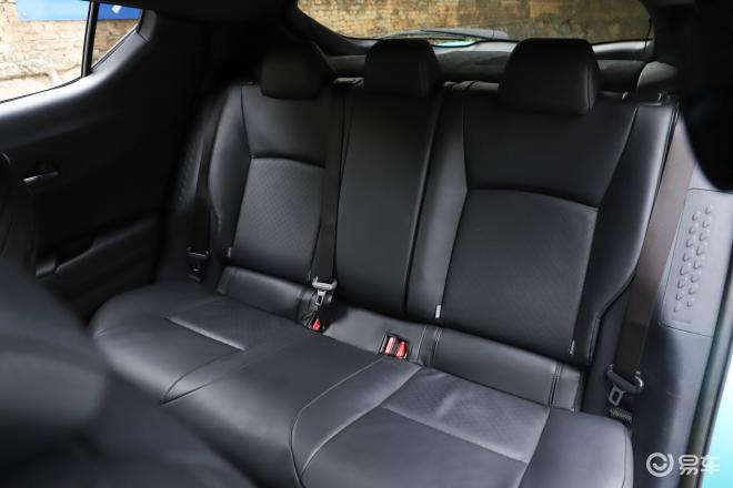 丰田chr直降13万开着省心配置丰富