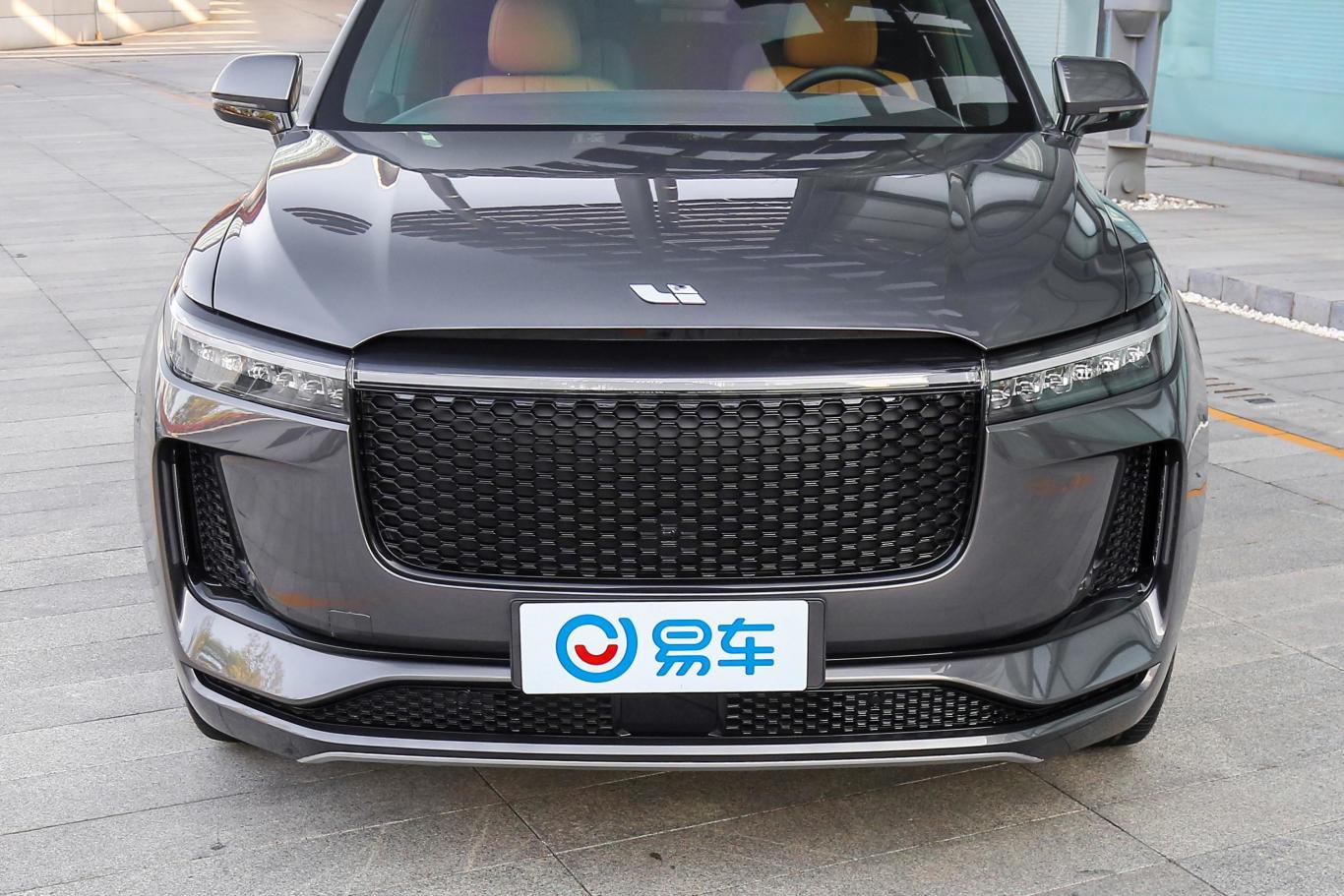 理想one基本版 7座外观