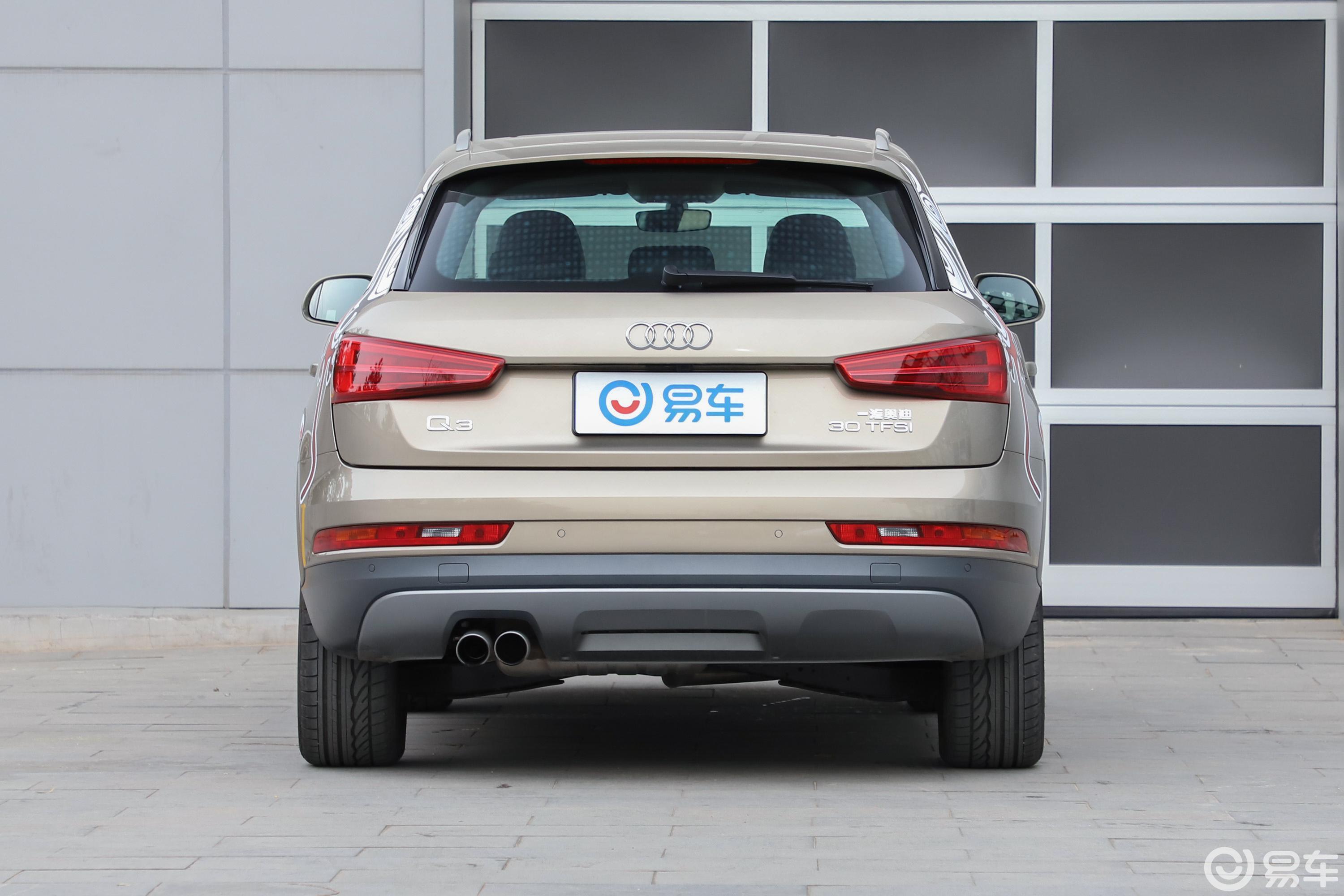 【奥迪q32018款30周年纪念版 30 tfsi 风尚版正后水平汽车图片-汽车