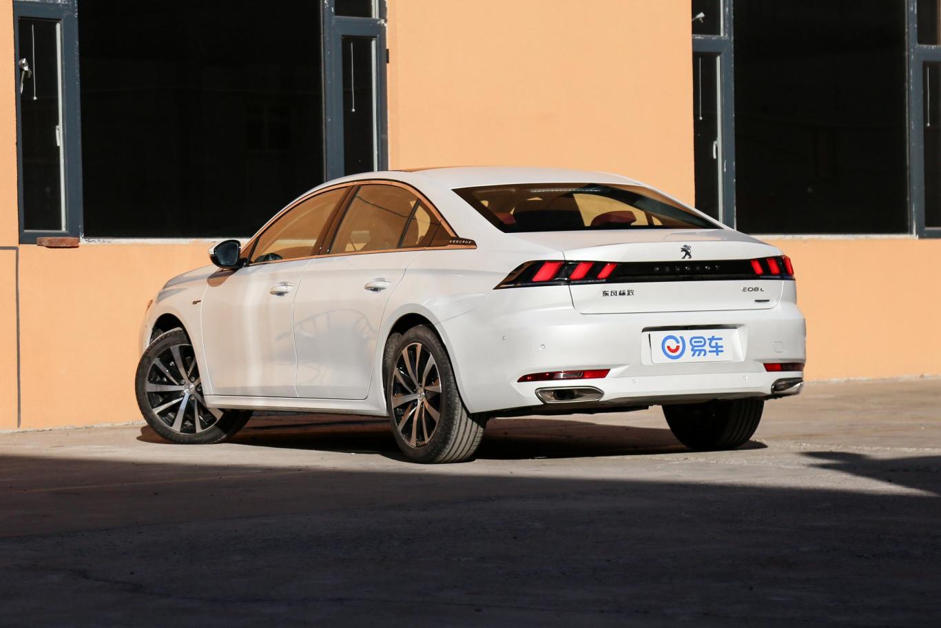 标致508l400thp 手自一体 激情版外观