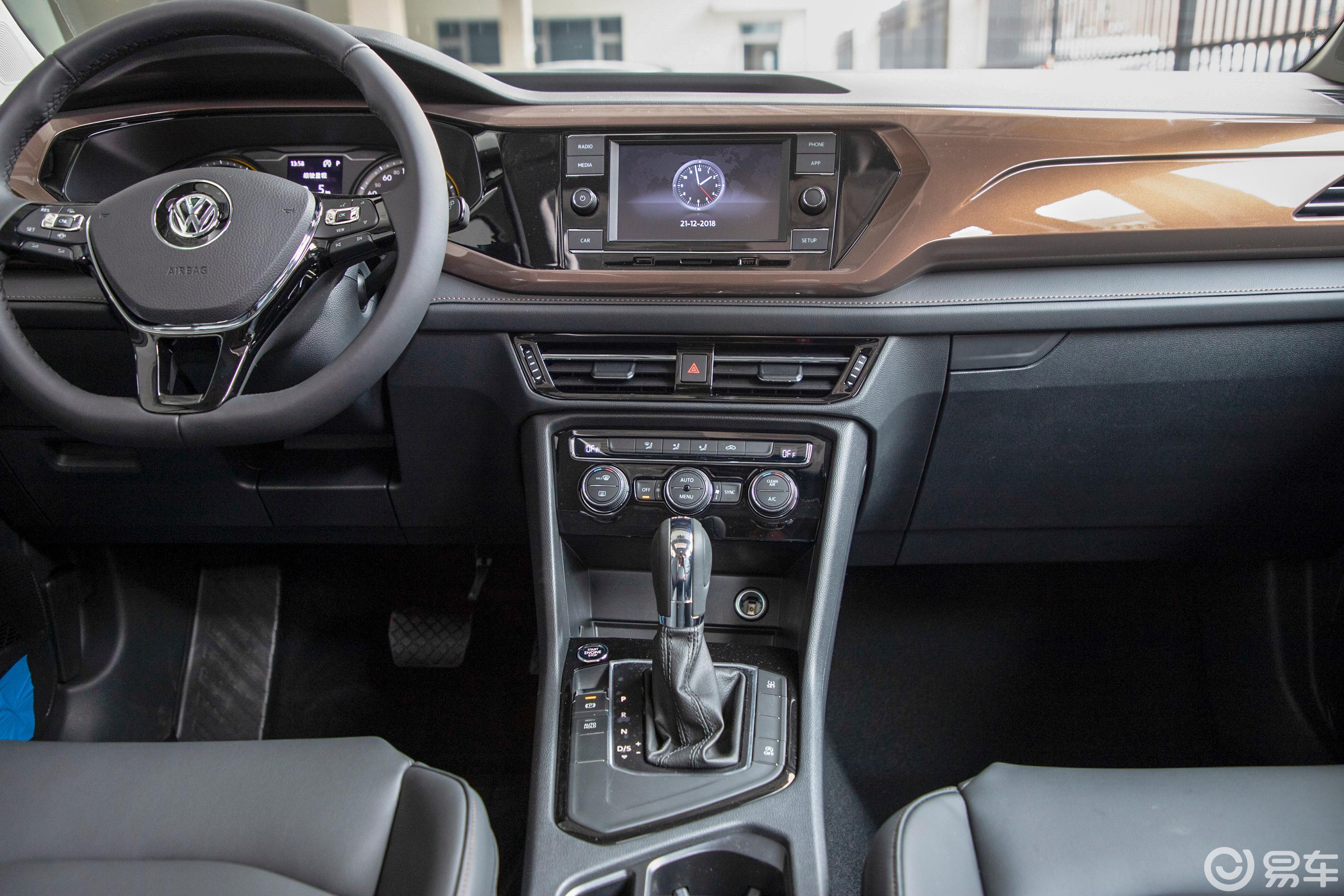 上汽大众  途岳 2019款  2020款  2019款  280tsi 双离合 两驱 舒适版