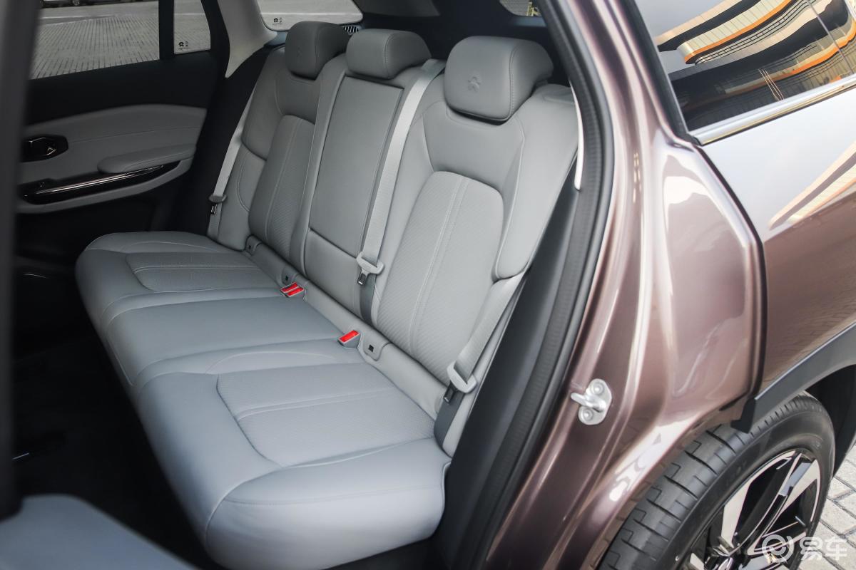 【蔚来es62019款首发纪念版 84kwh后排座椅汽车图片-汽车图片大全】