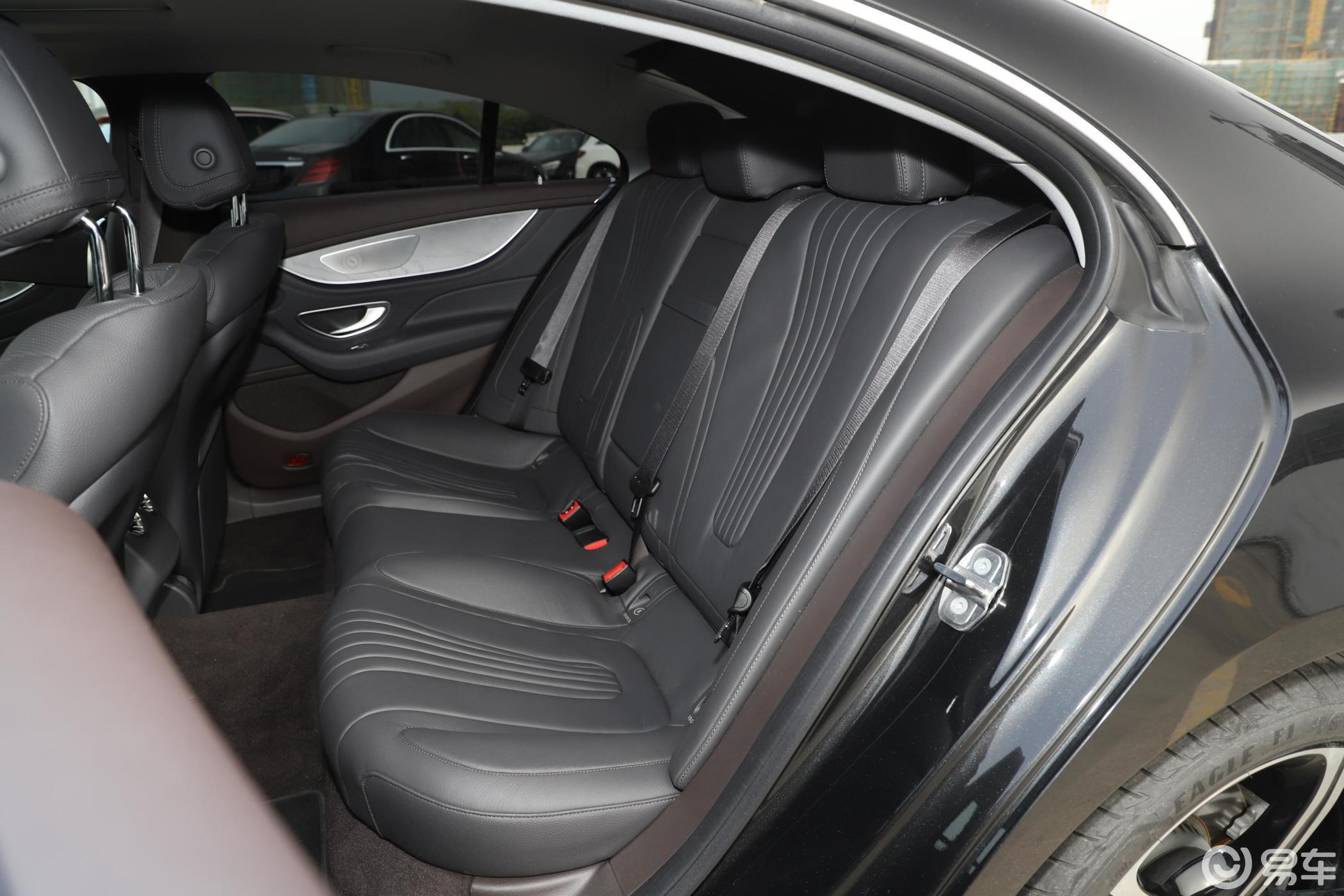 【奔驰cls级2018款cls 350 4matic后排座椅汽车图片-汽车图片大全】