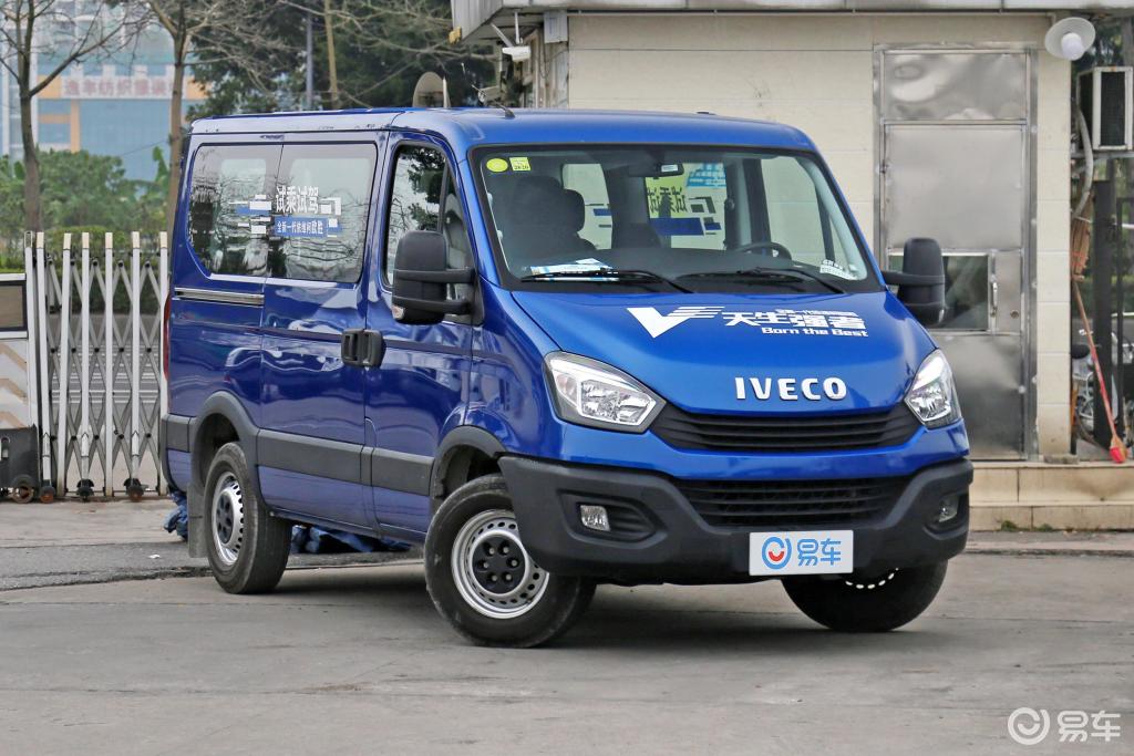 【依维柯依维柯欧胜2018款多功能客车 2.