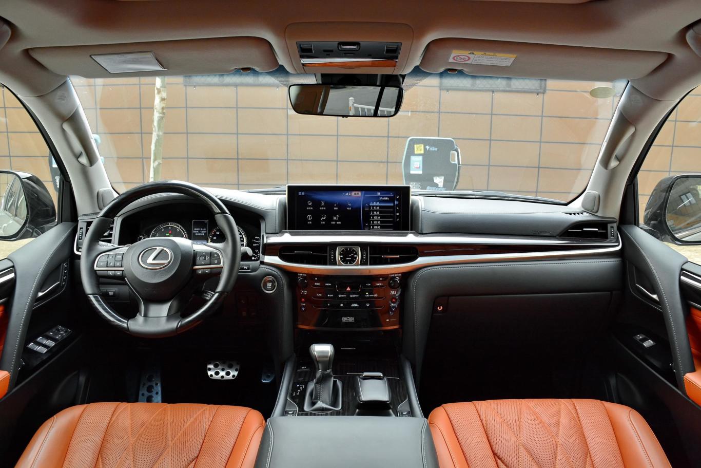 【雷克萨斯LX570 巅峰特别版内饰全景正拍图片-汽车图片大全】-易车