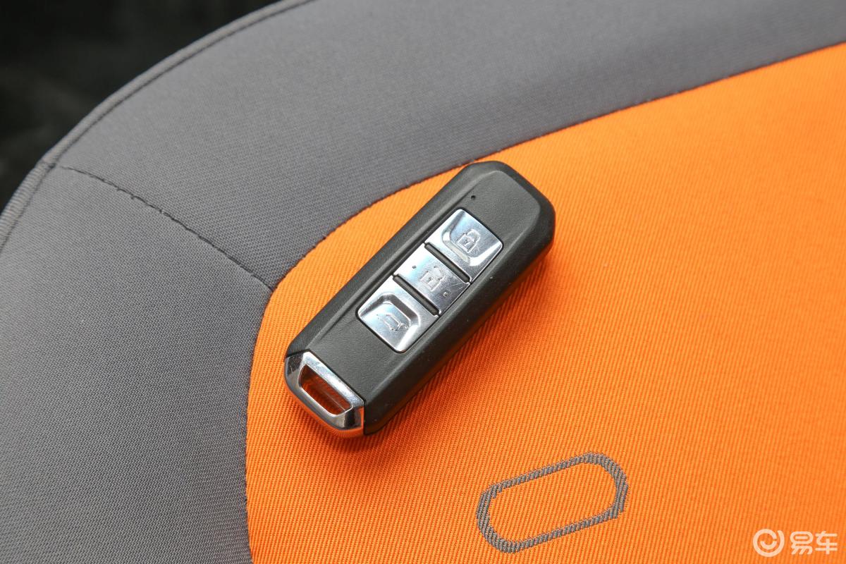 【宝骏e1002018款智享版钥匙正面汽车图片-汽车图片大全】-易车