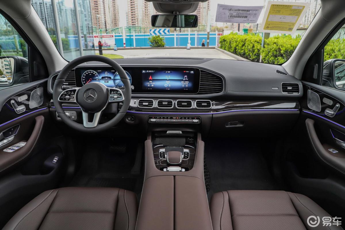 【奔驰gle2020款gle 350 4matic 时尚版内饰全景正拍汽车图片-汽车