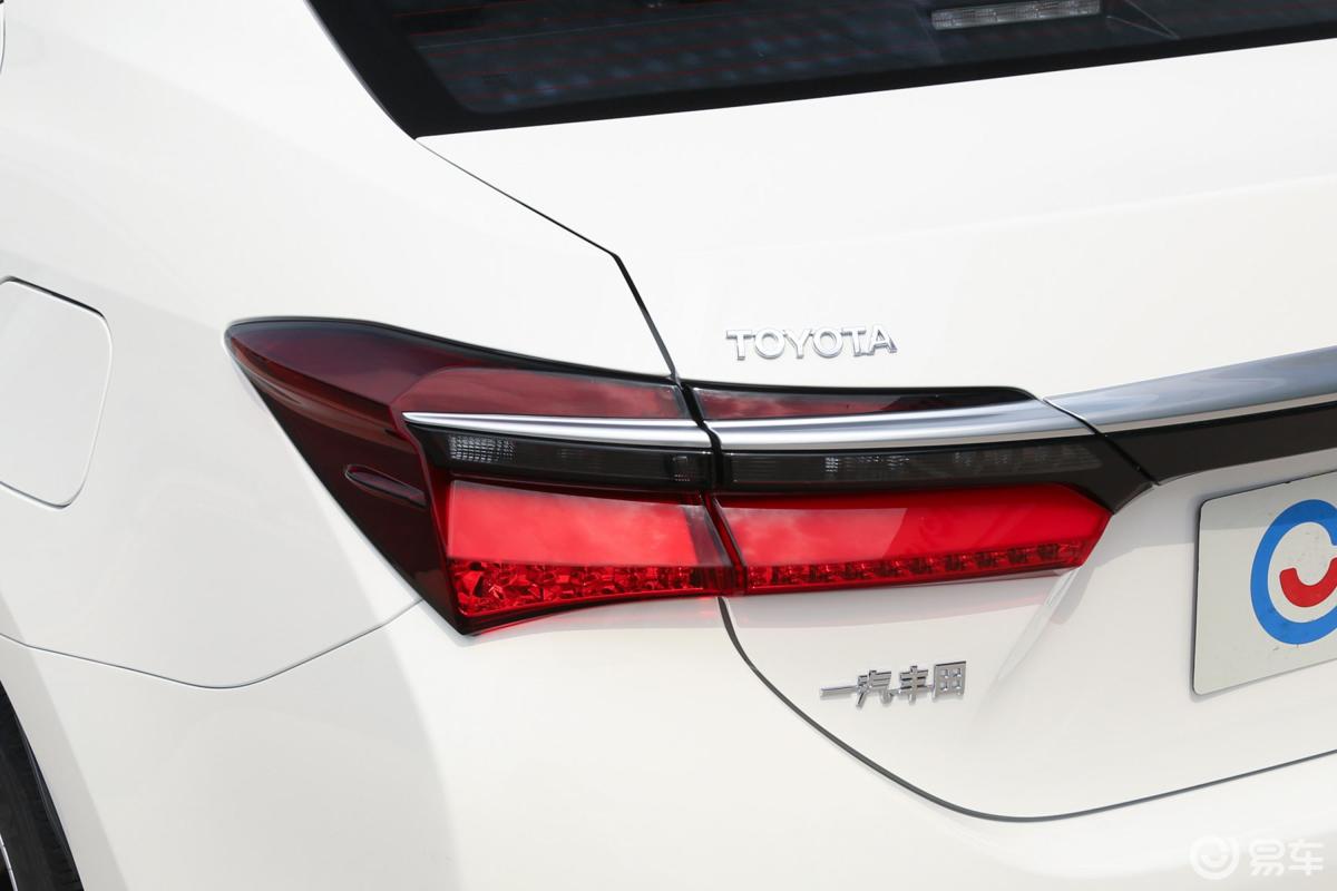 【卡罗拉 双擎e 2019款1.