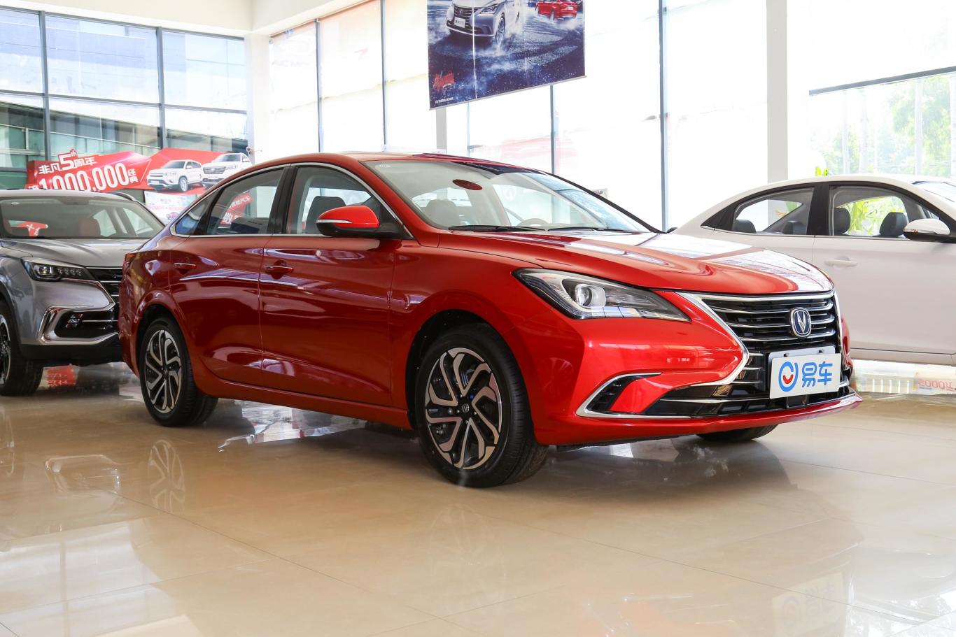 逸动高能版 1.6l gdi 手动 争锋型 国v侧前45度车头向右水平