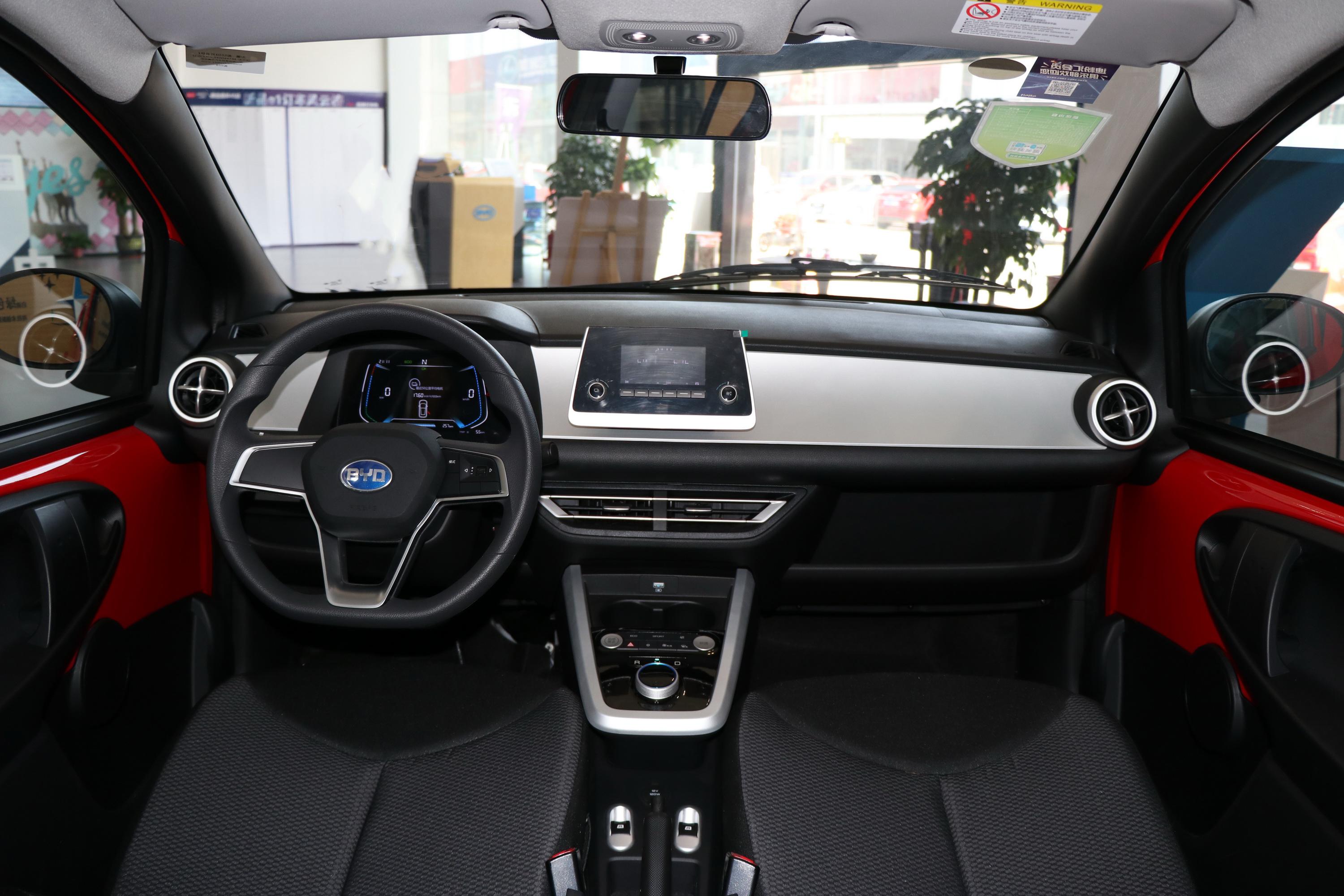 2019款 比亚迪e1 智内饰