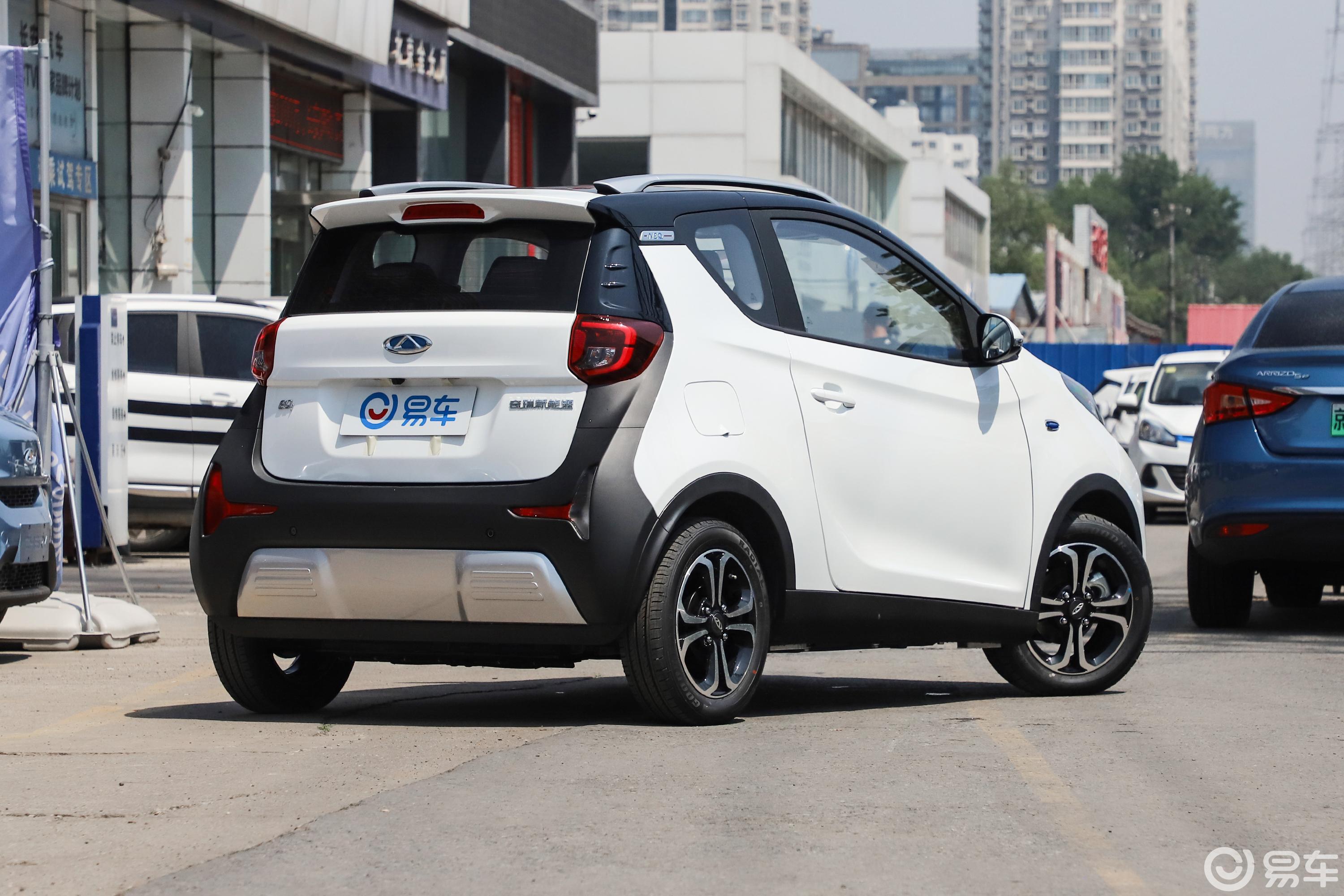 【奇瑞eq12019款小蚂蚁400 智炫版 35kwh 4座侧后45度车头向右水平