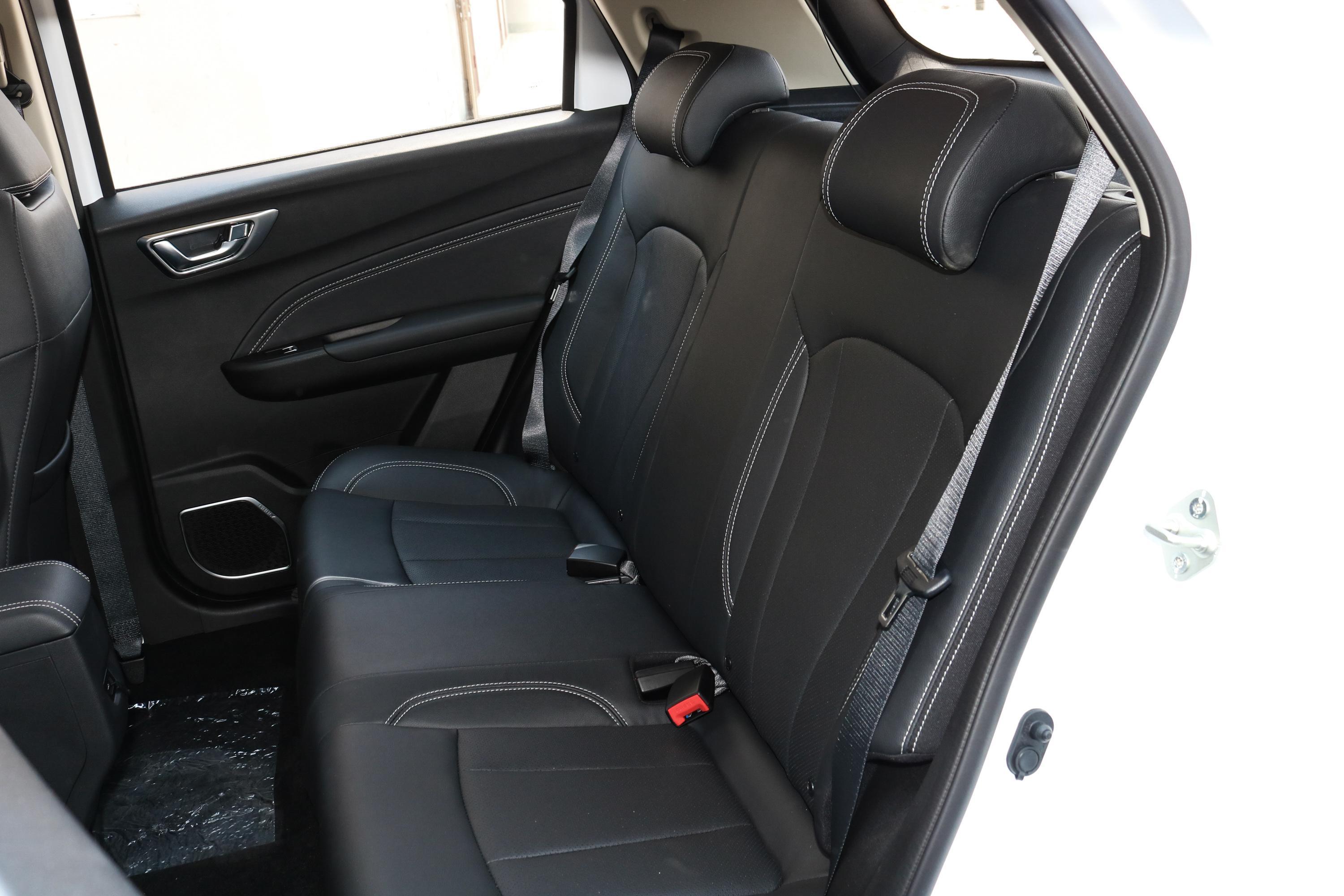 5l 手动 精英型后排座椅汽车图片-汽车图片大全】-易车