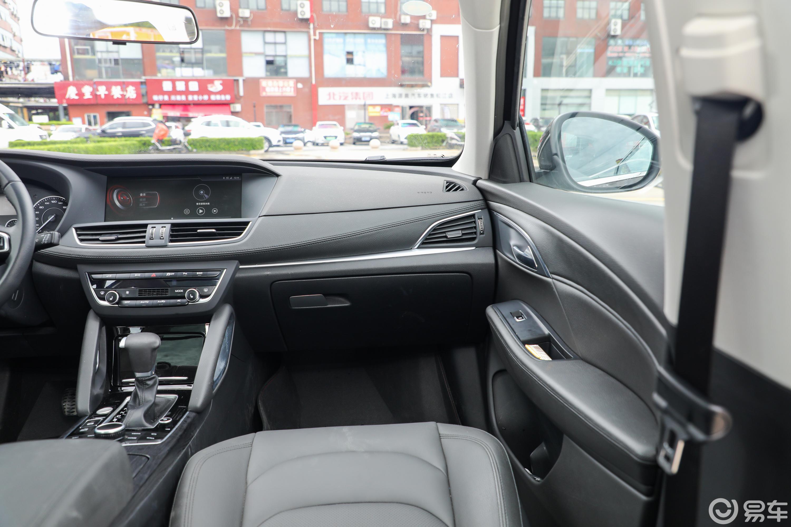 【宝沃bx72018款28t 两驱 质享版 5座 国v副驾驶位区域汽车图片-汽车