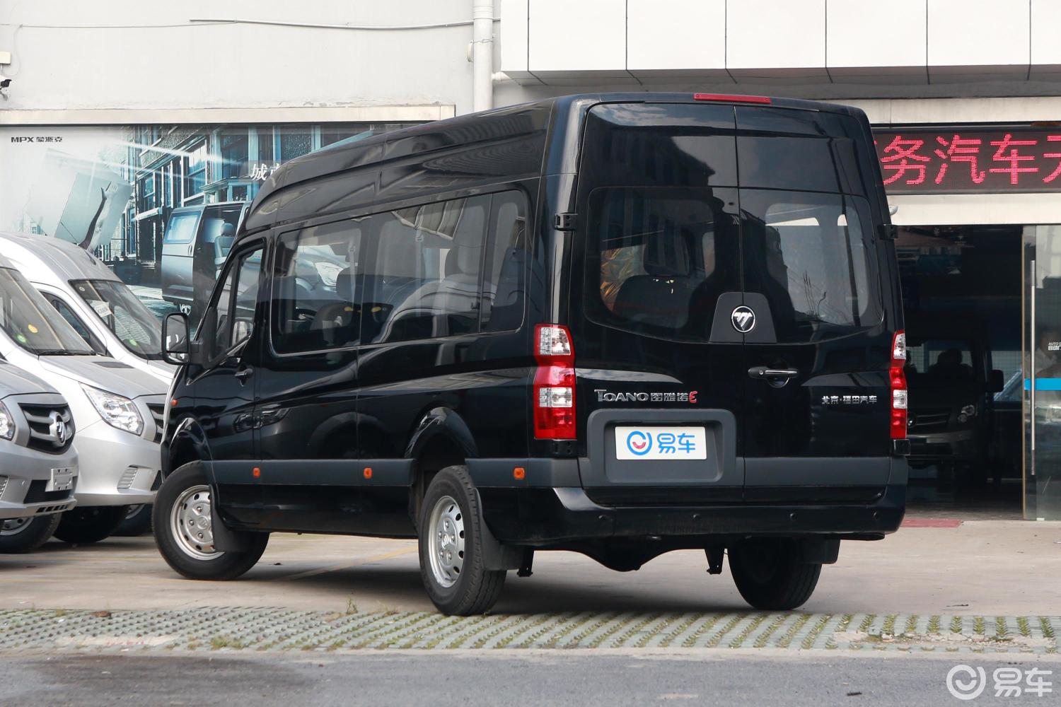 5t 手动 7座 长轴侧后45度车头向左水平汽车图片-汽车图片大全】-易车